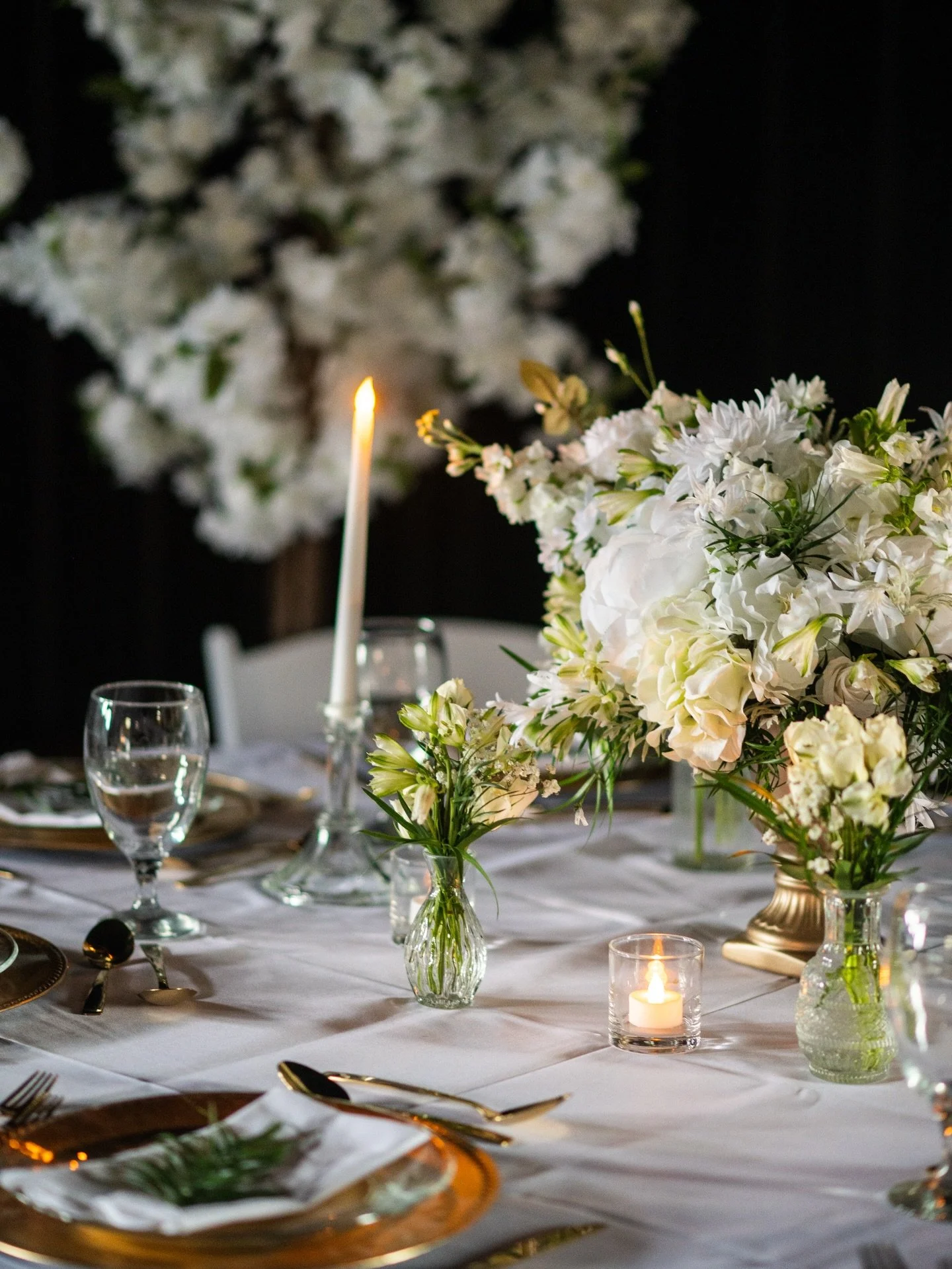 How stunning are these pictures!!! 

I&rsquo;m usually behind the scenes, planning a styled shoot or coordinating a wedding, but my husband and I got to model for a change! It brings me back to how it all began 🤍 

Thank you for being such lovely ho