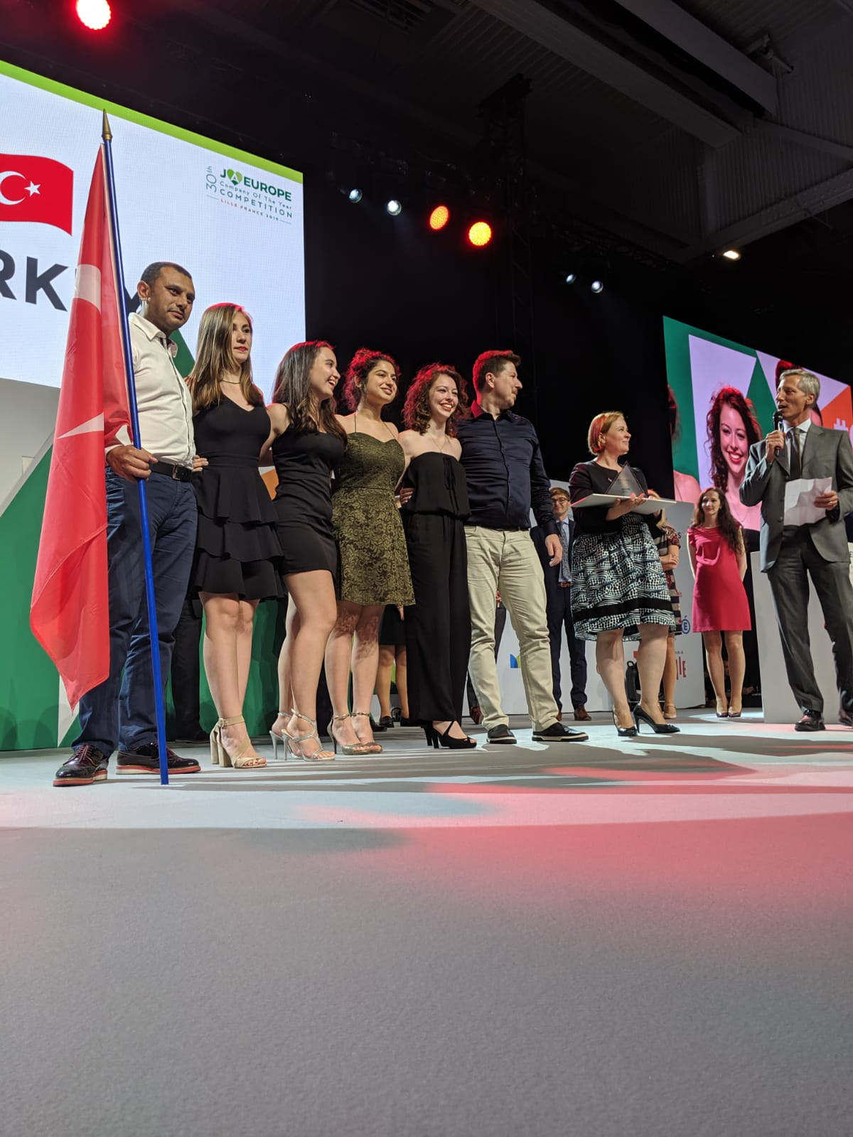 Arya Yurdacan &amp; Öykü Ulusay with Entella Co.