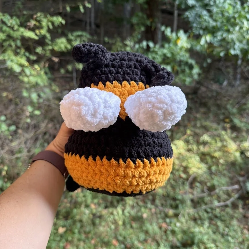 chub-bee side2.jpg