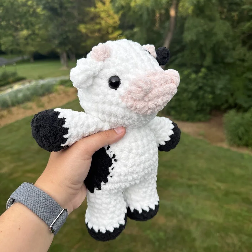 b&w cow side.jpg