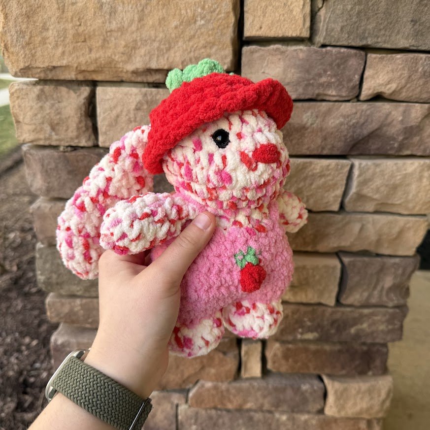 straw bunny side.jpg