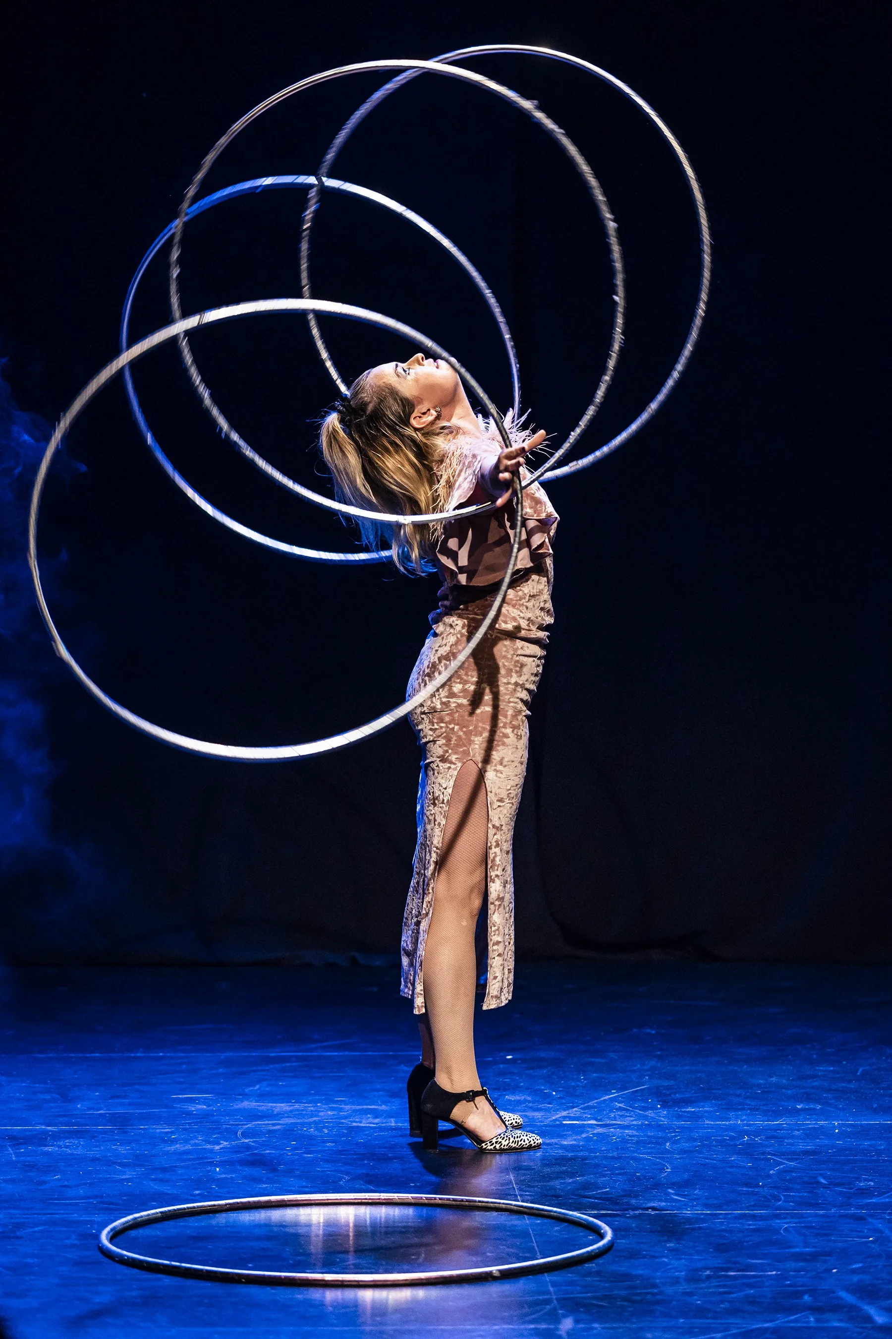 Samantha Guineu 4 hoop arms.jpg