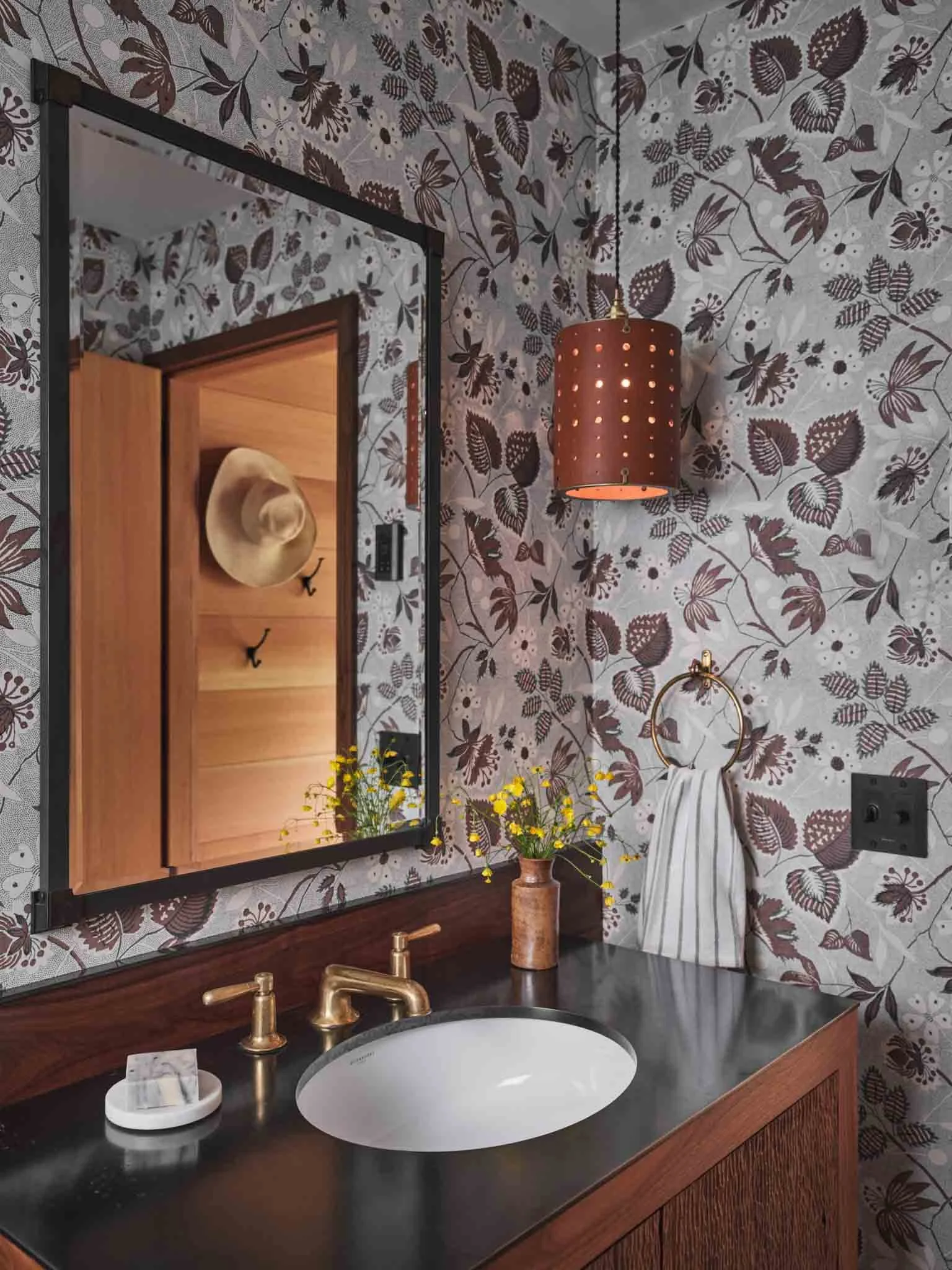 ELANA TAMWORTH, NH1684 1.jpg