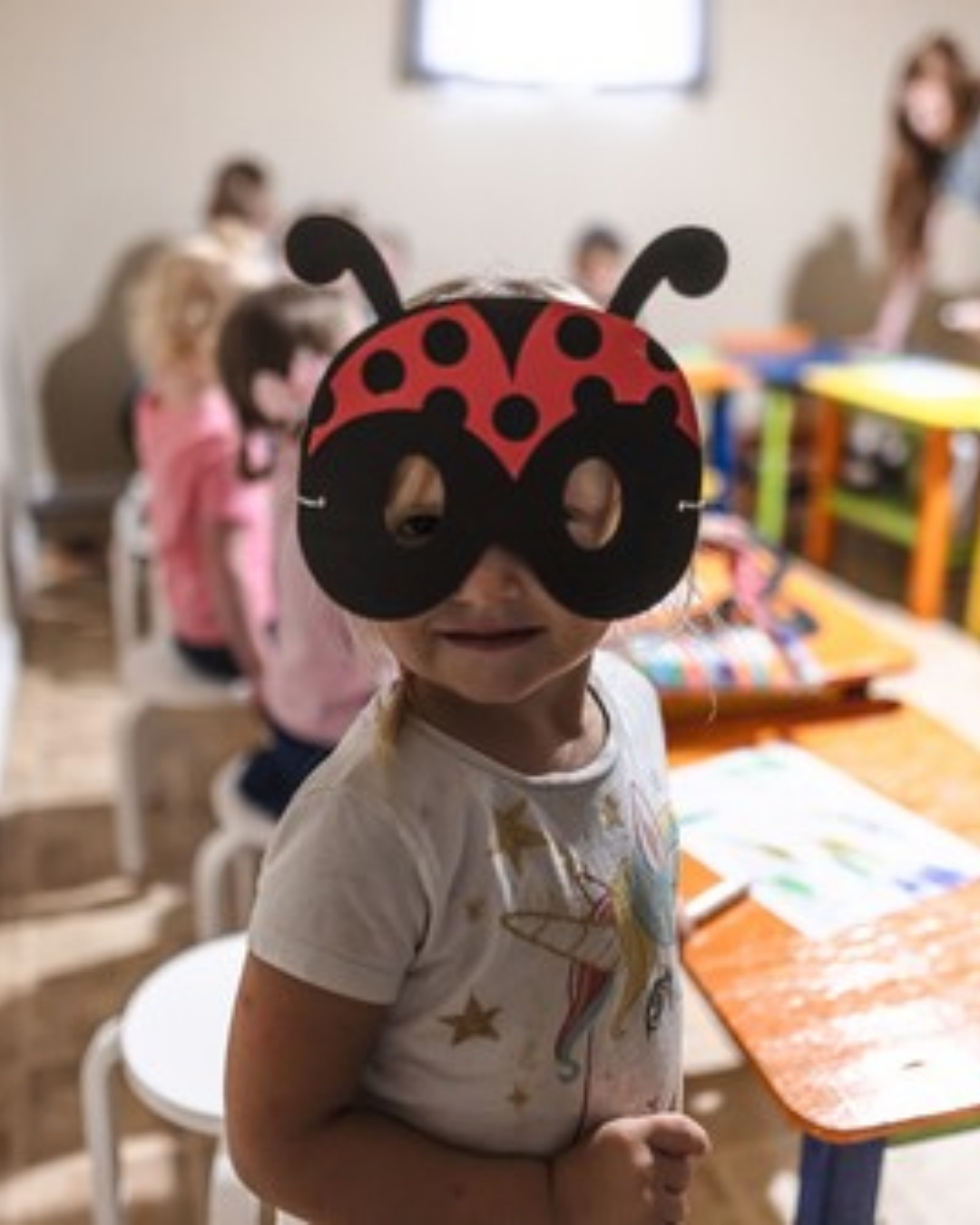 kids doing crafts at VBS in Eminence, MO