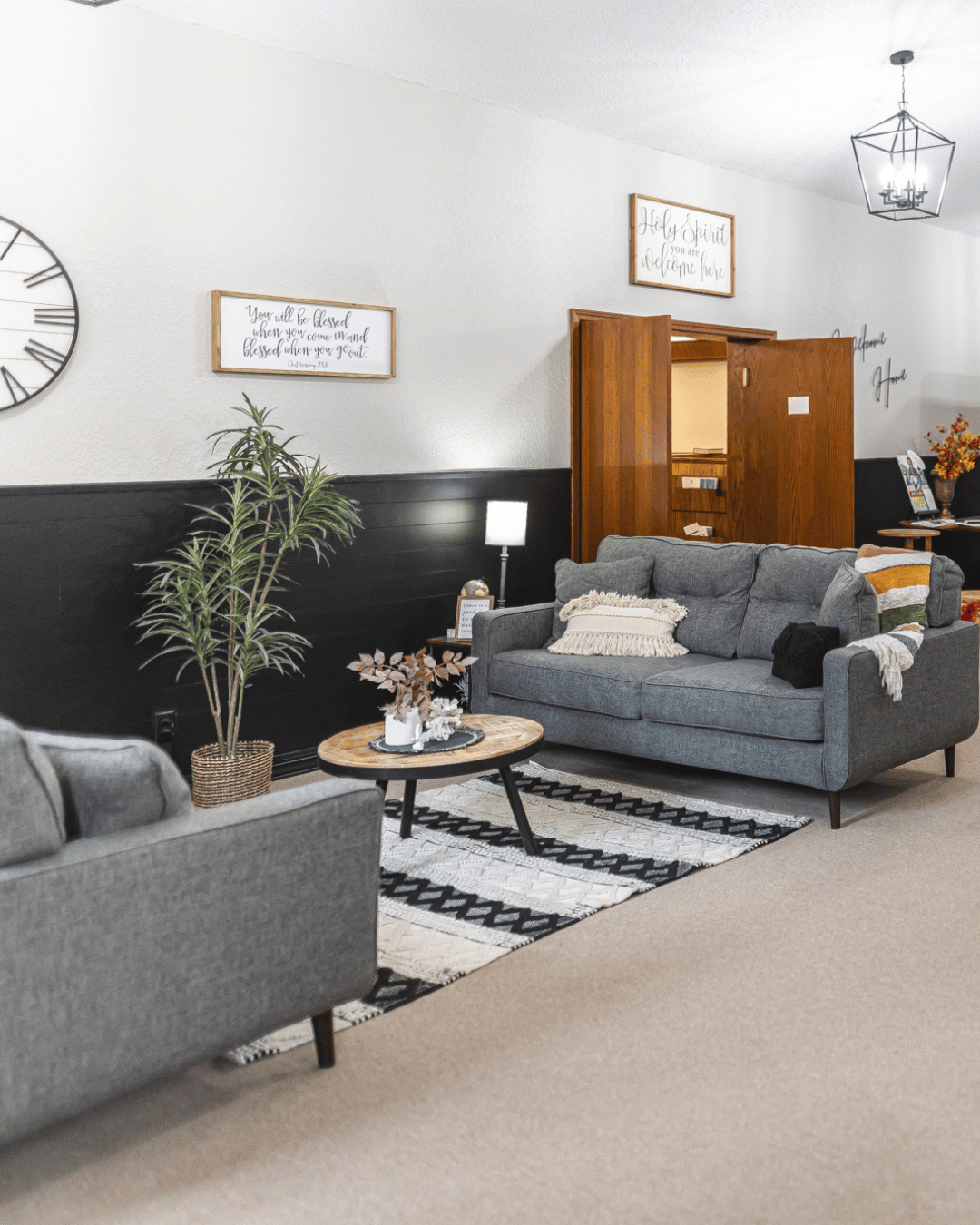 FBCE sitting area in Eminence, MO