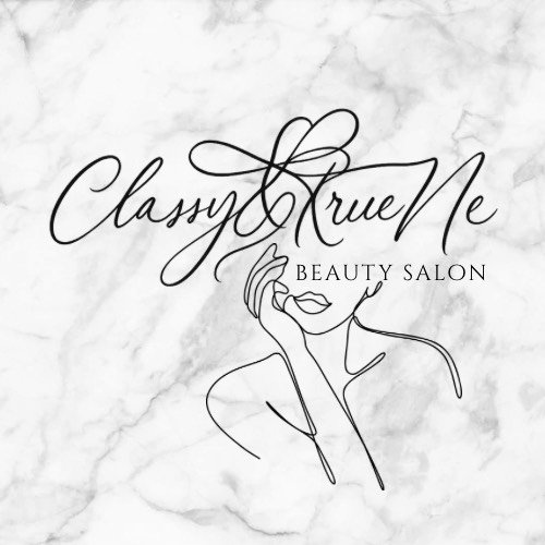 大理石模様の背景に、「Classy True Me Beauty Salon」と女性の顔のシンプルな線画が描かれているロゴデザイン.