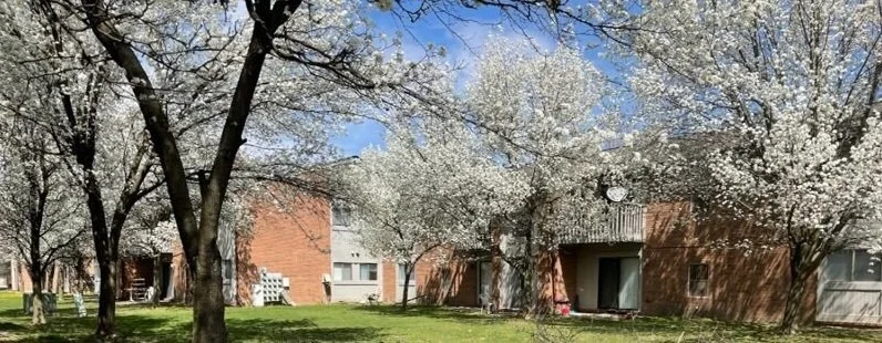 Bradford Square Courtyard with Patio Views
