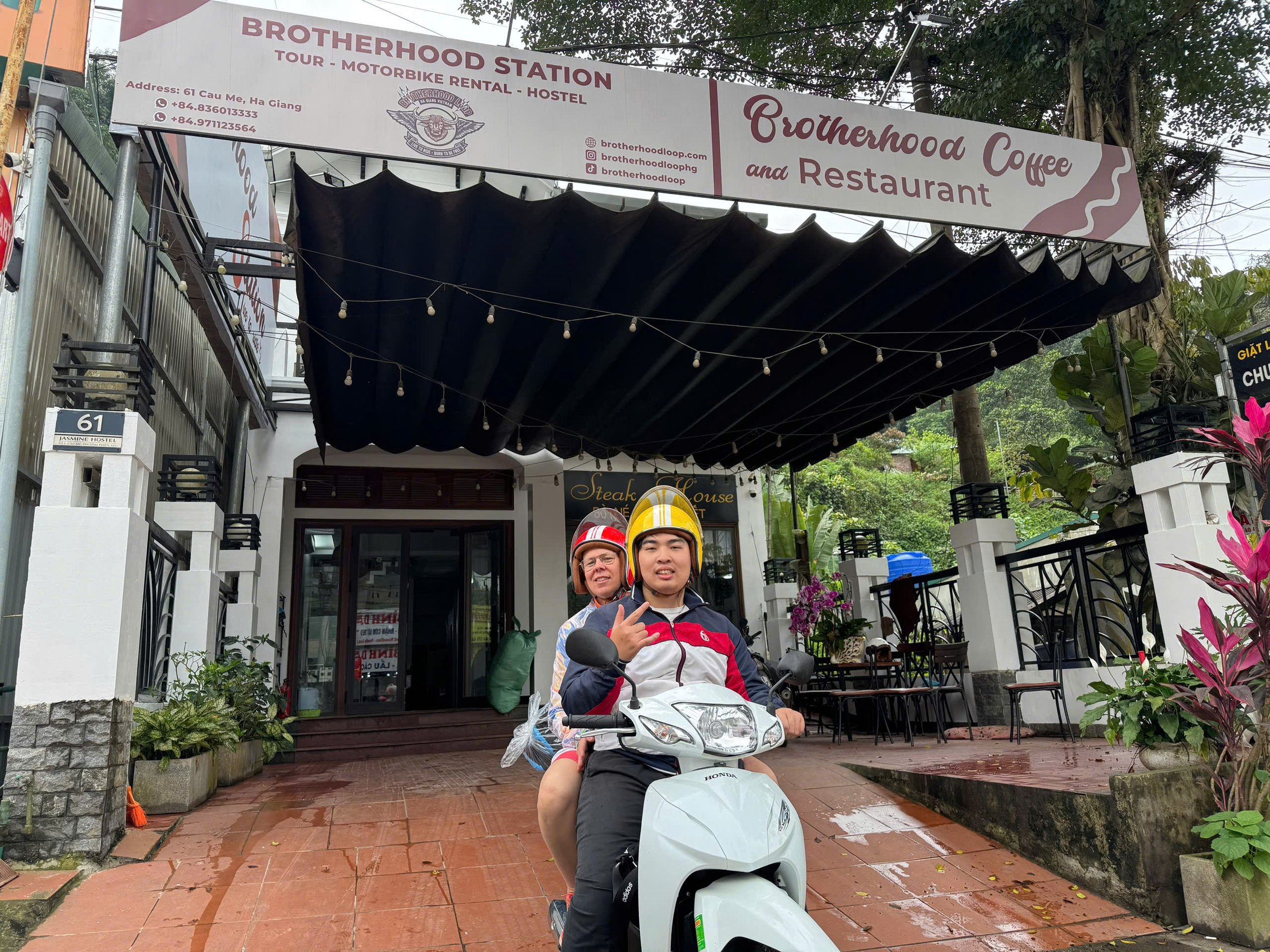 Easy Rider vs Self-Riding on the Ha Giang Loop: Which Option Is Right for You?