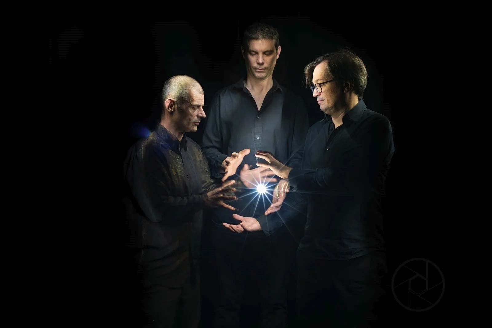 .trashed-1775169120-Photo Magnetic trio 2022.jpg