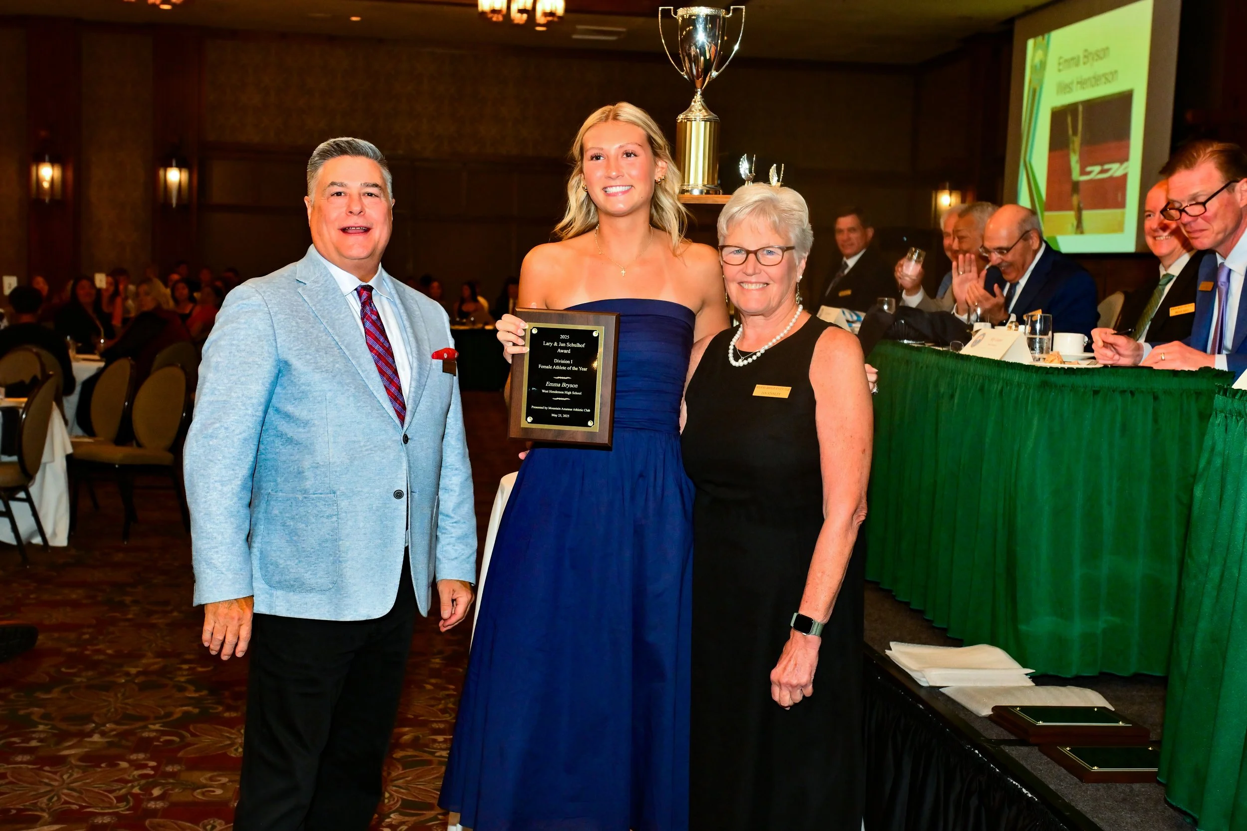 DSC_8424 Emma Bryson Female Athlete of the Year.jpg