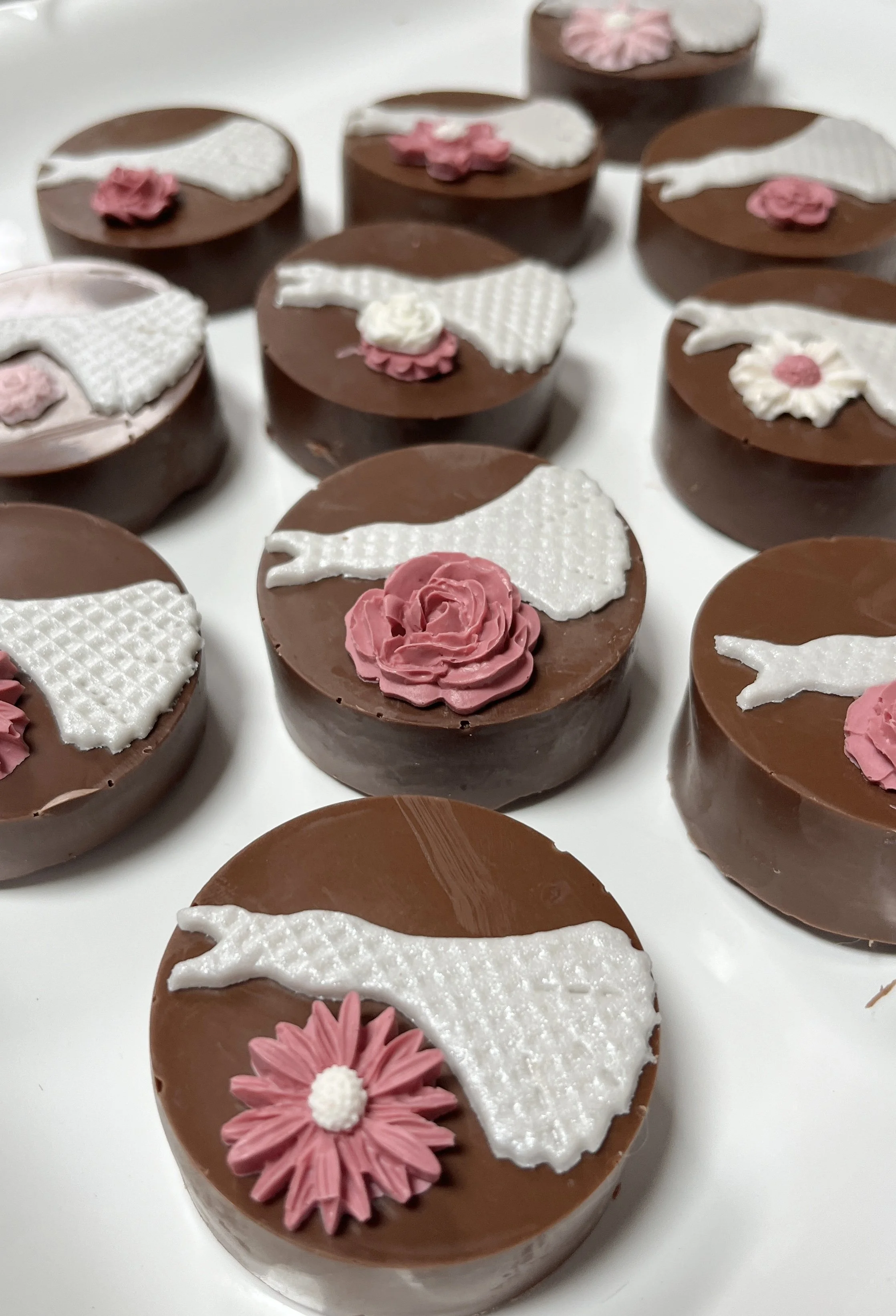 Bridal shower favors (chocolate covered Oreos) in hopedale, Ma
