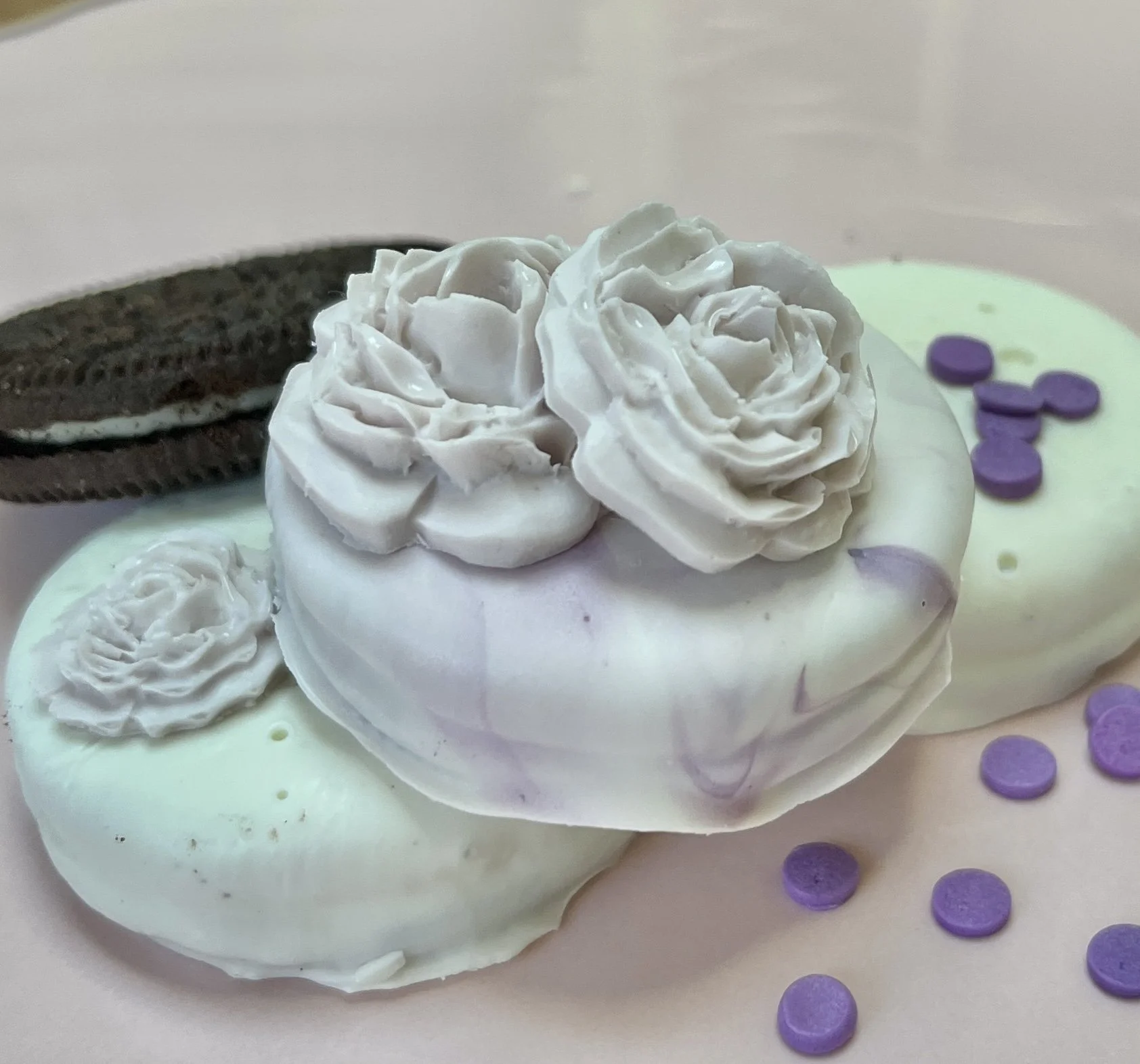 chocolate dipped oreos near me