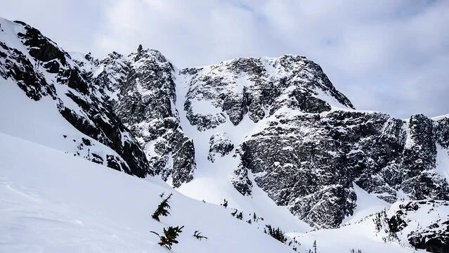 rethel-mountain-couloir-alenka-mali-rethel-mountain-whistler-garibaldi-park-photography18-edited.webp
