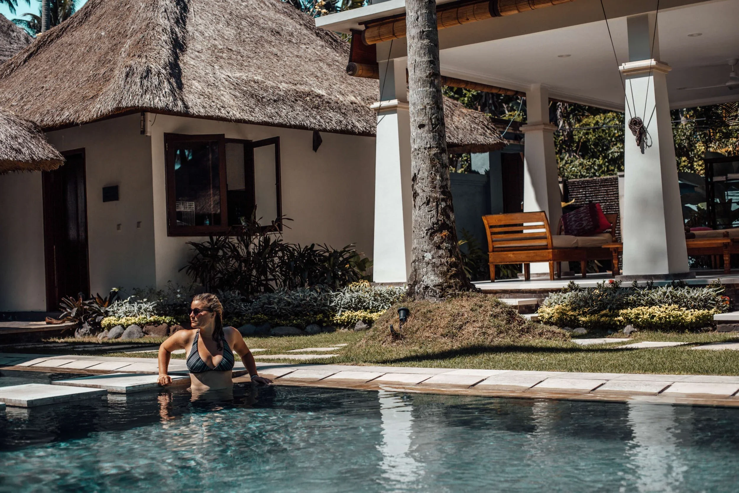 Office Between The Palm Trees, Mango By The Pool