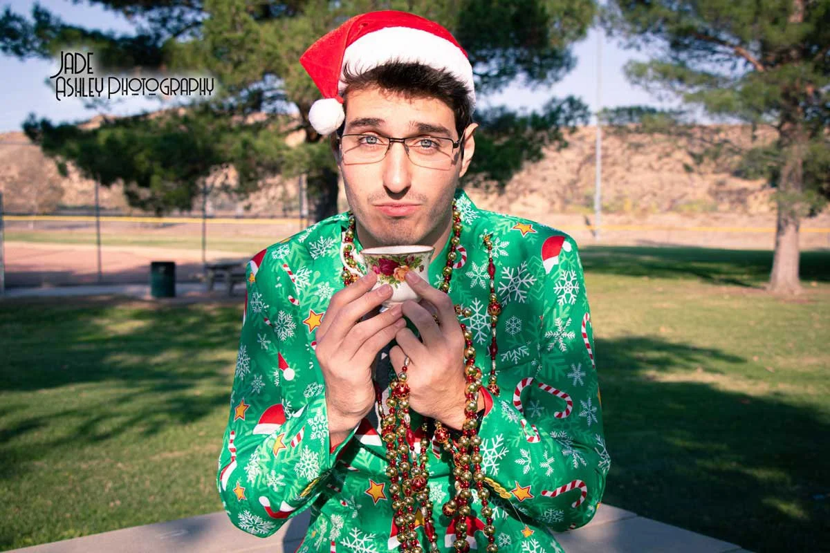 man dressed in cmas uniform