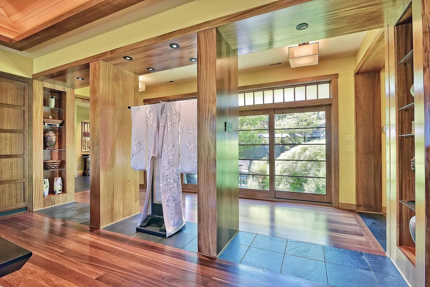 ASHLAND HILLTOP RESIDENCE