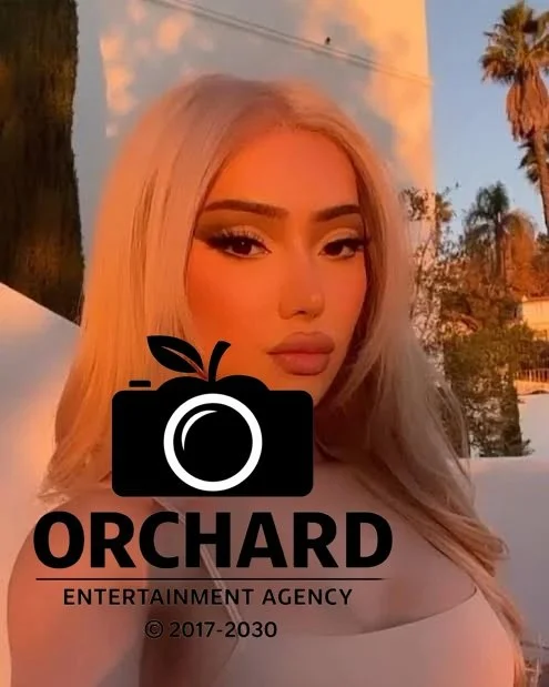 NikitaDragun1 copy.jpg