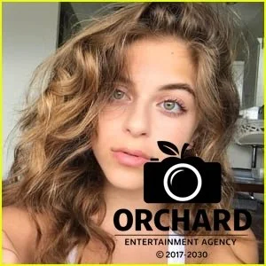 baby-ariel-miranda-sings-musically.jpg