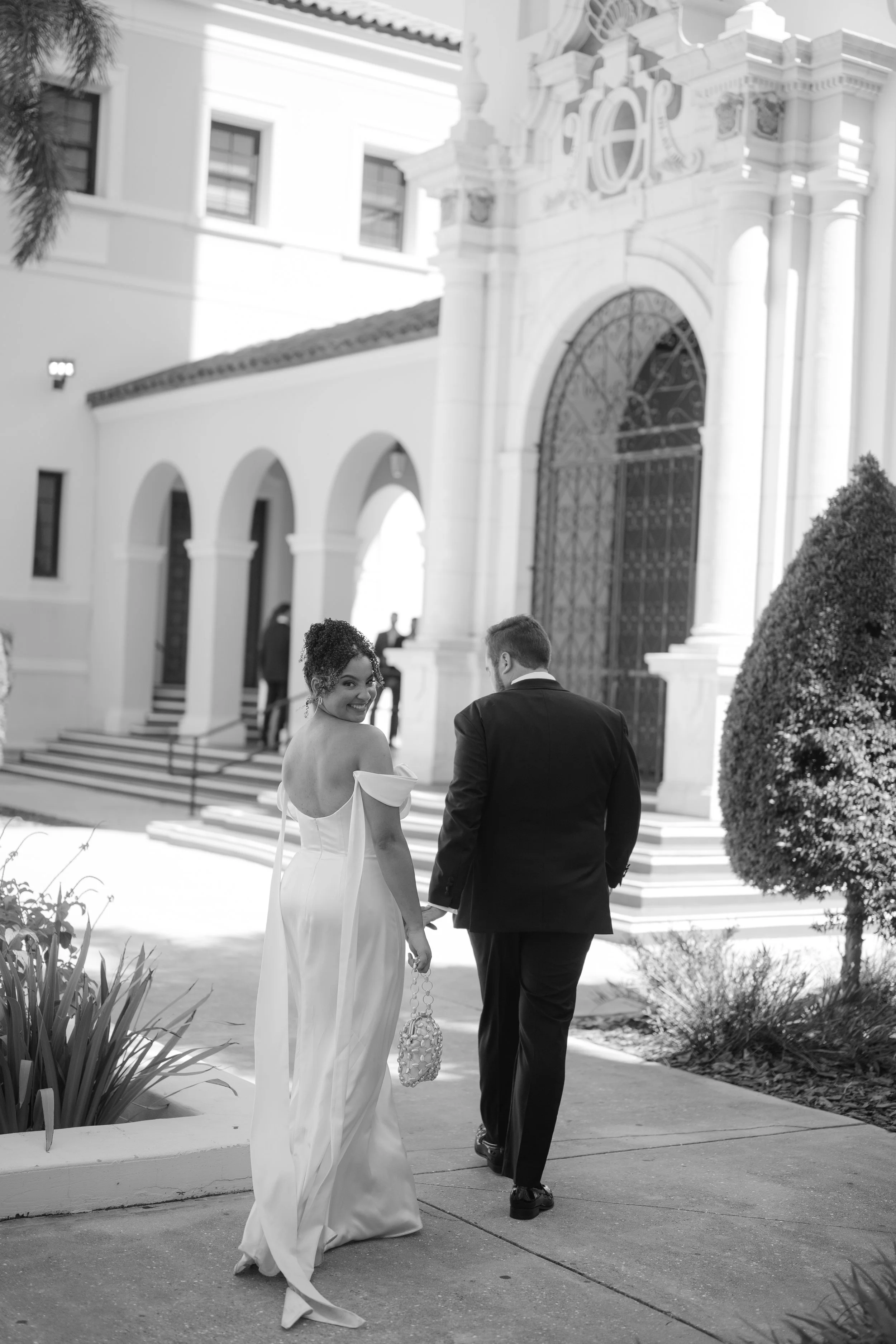 marisa-ben-sarasota-courthouse-rotunda-ceremony.jpg