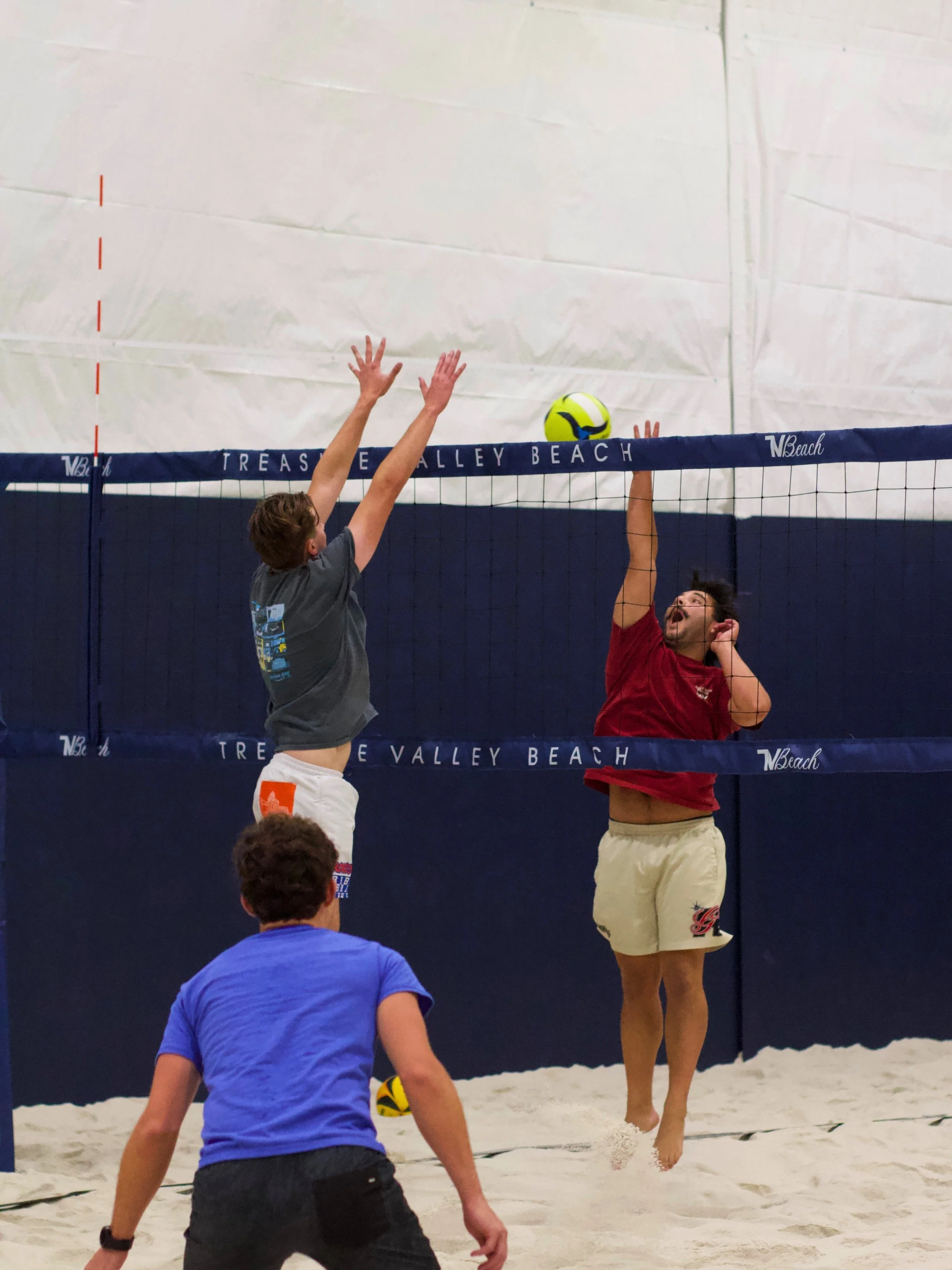 treasure-valley-beach-indoor-volleyball-boise-idaho.jpg