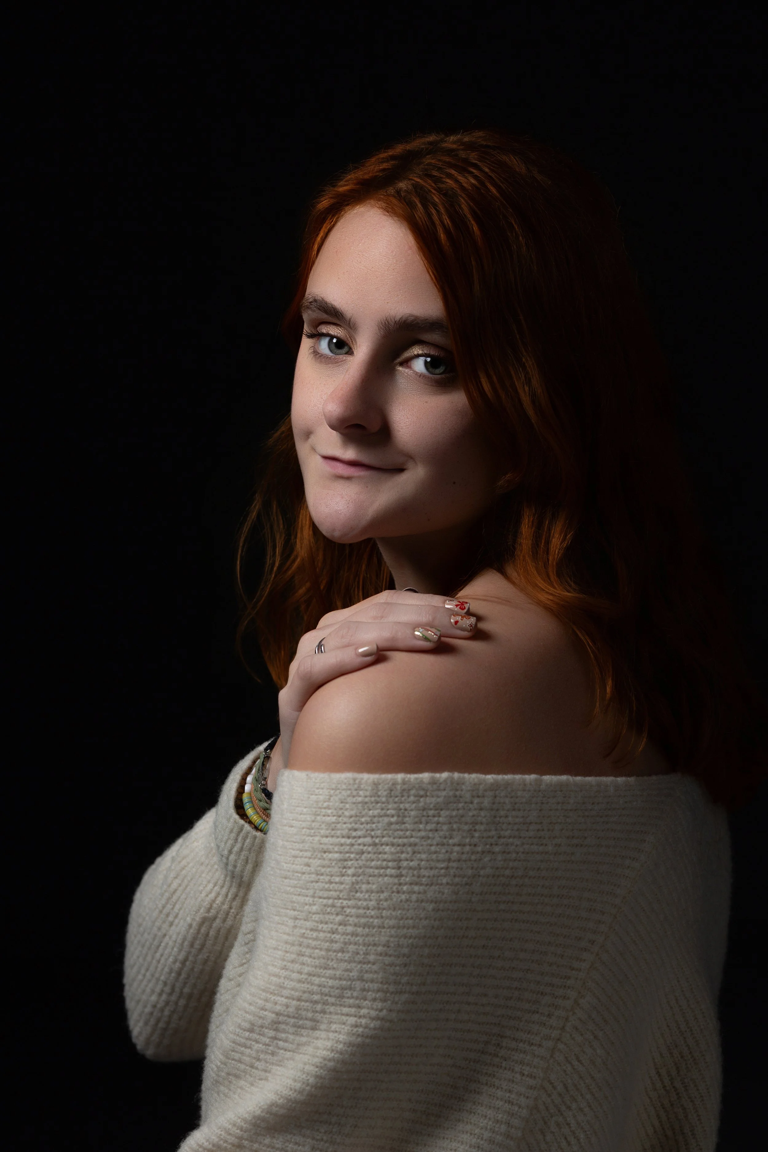 251114_BeautyShoot_HunterK-19.jpg