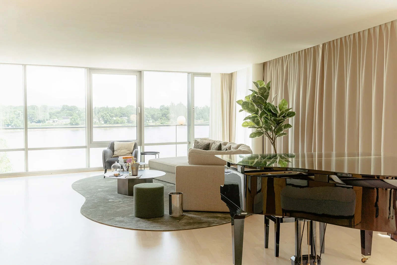 Lilia & Joshua _hassanhadad_1_websize.jpg