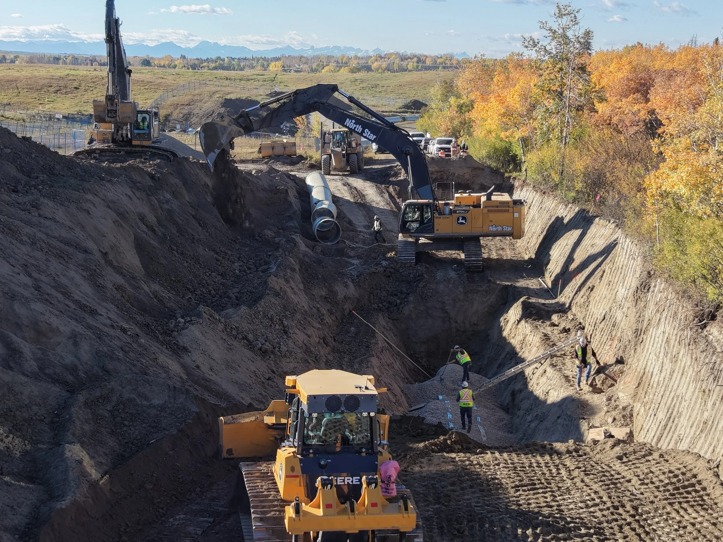 Few throw back photos to earlier this year! #calgary #construction #viral #trending #yyc