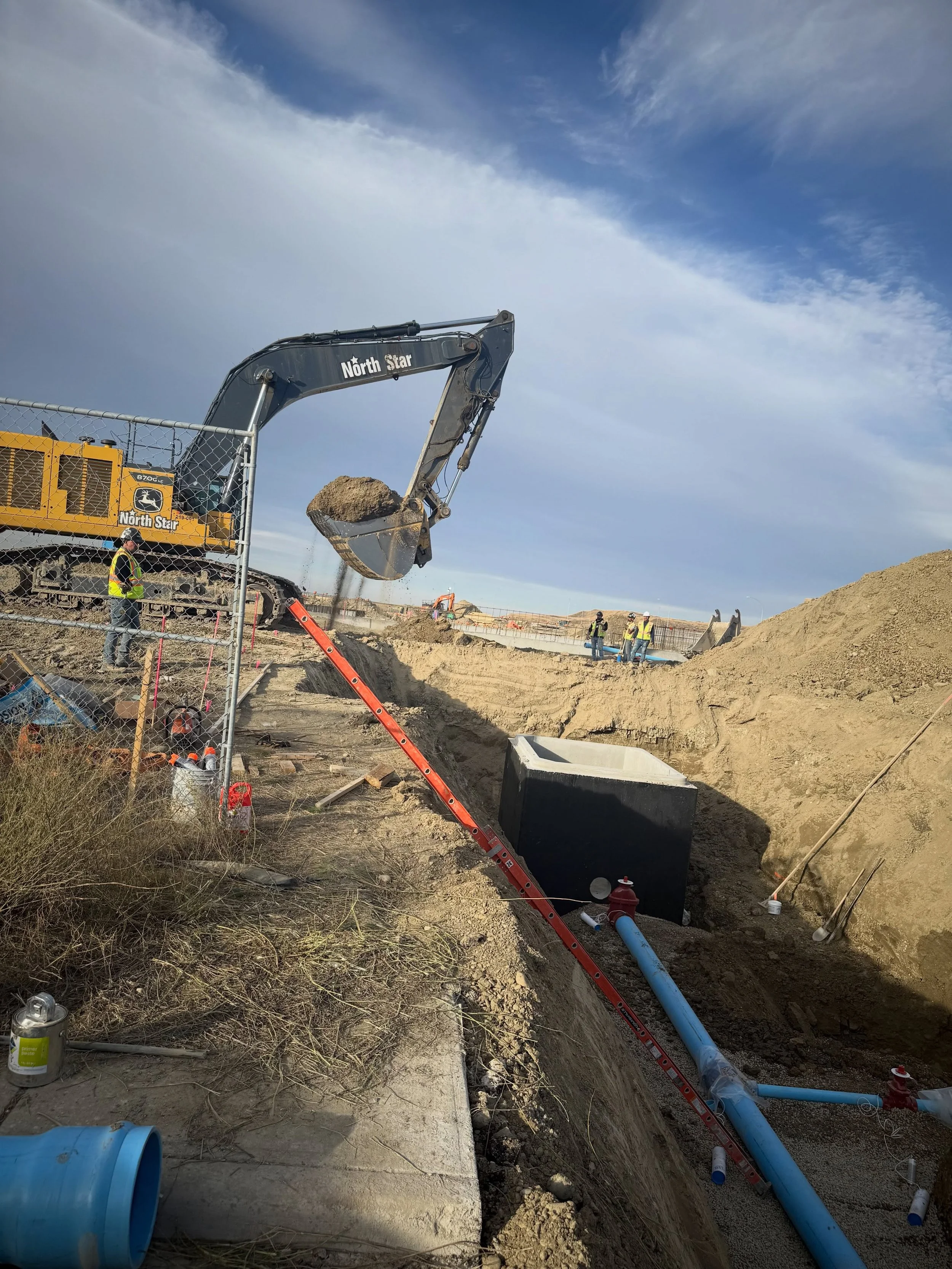 Busy site before the snow at our Costco project! 3 underground crews and an earthworks crew pushing hard! Great work guys! #viral #trending #construction #yyc #calgary