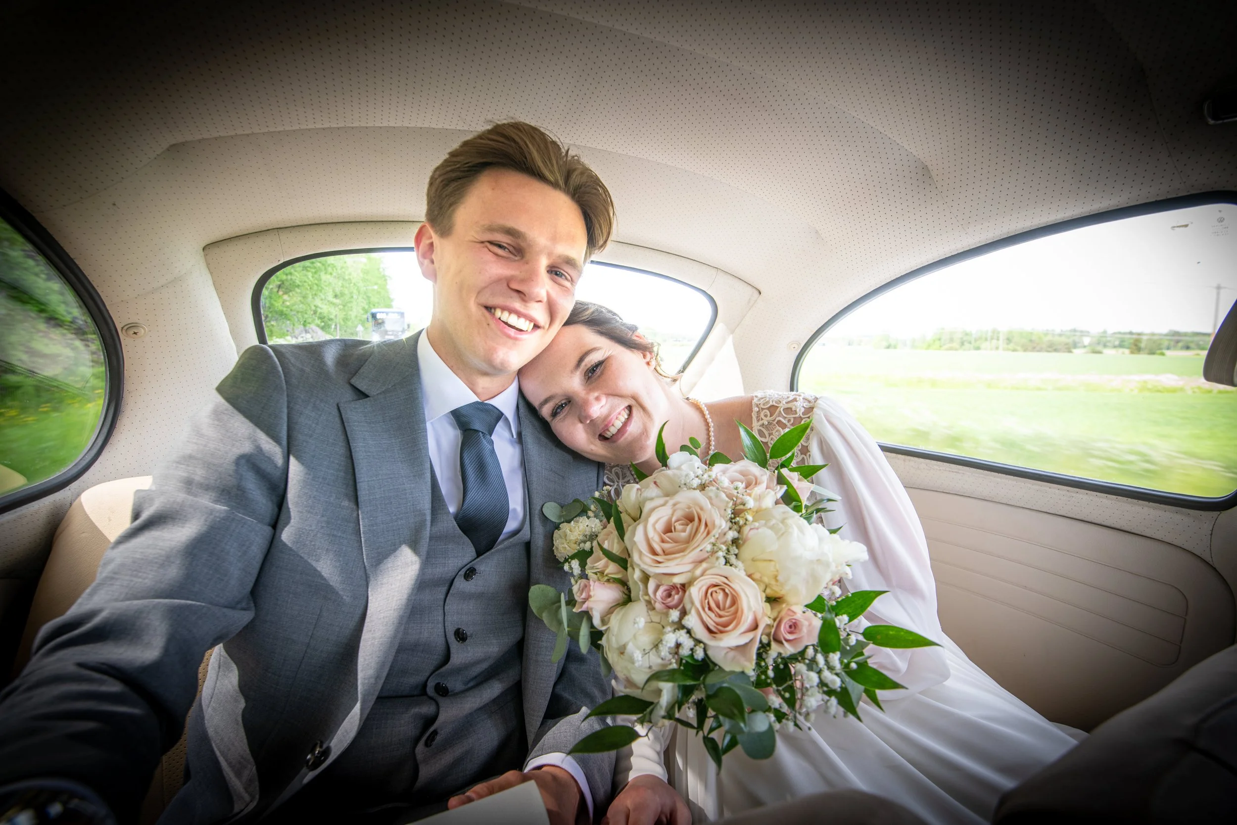 Wedding-851580.jpg