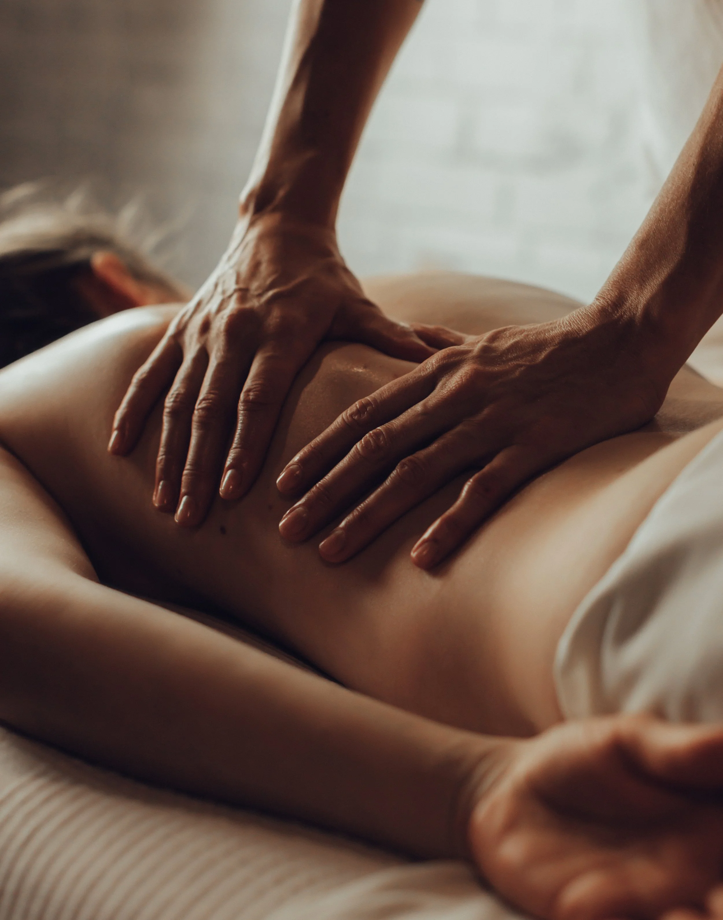 Female client getting Massage Therapy Services at Elite Spa in Salt Lake City, Utah