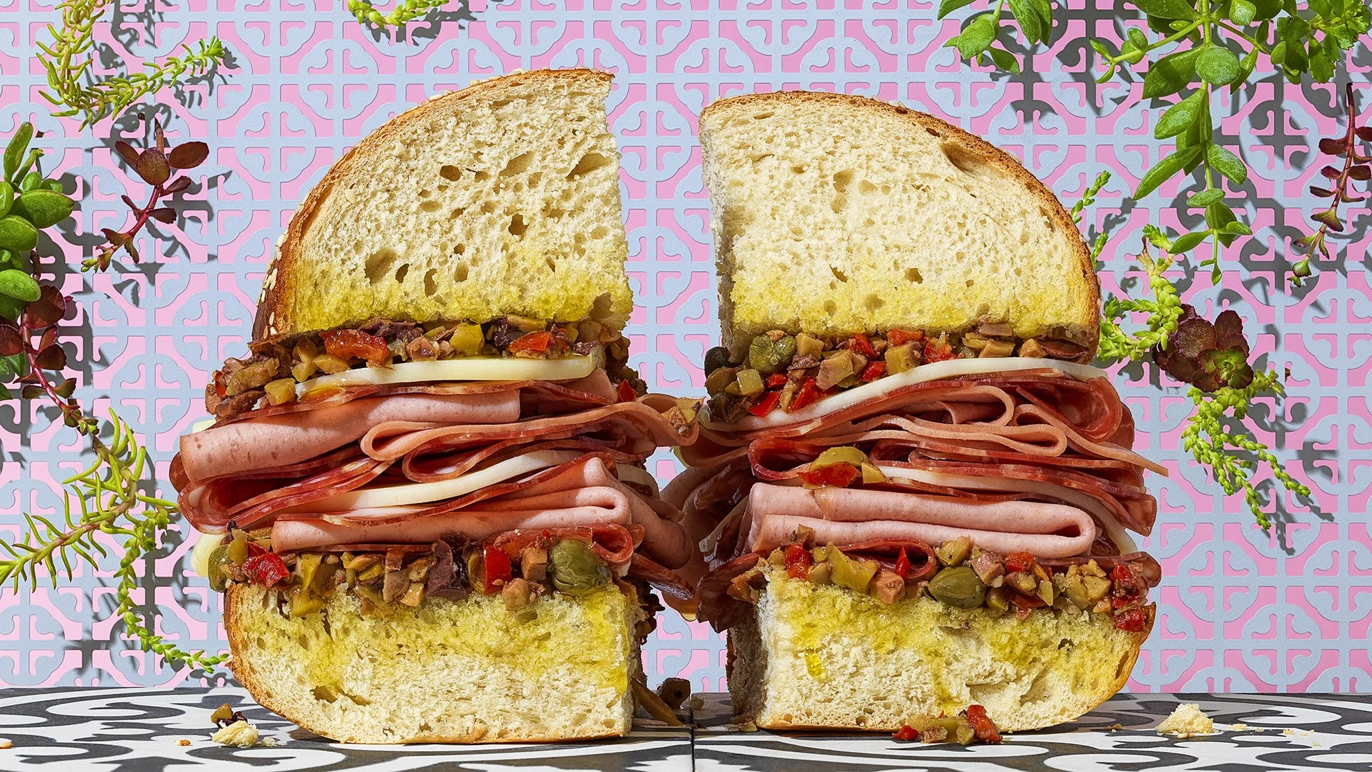 Sandwich Muffaleta Hero 16x9.jpg