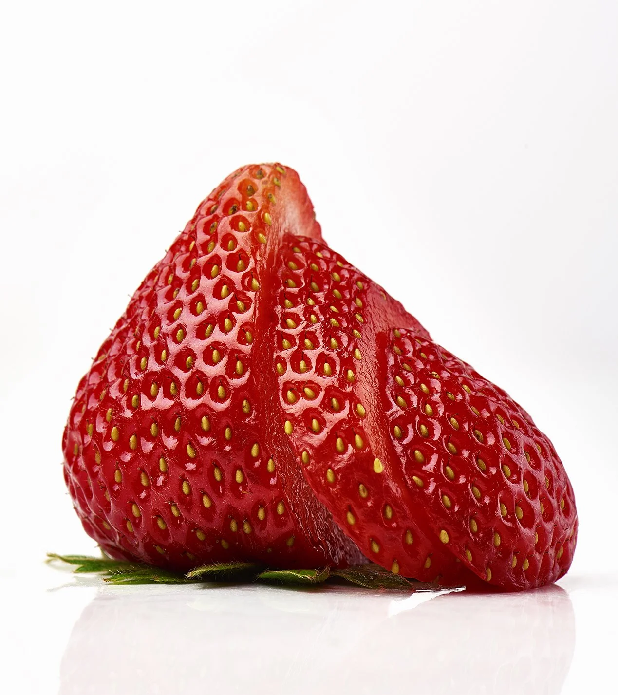 Fruit Fresh Strawberry Sliced.jpg