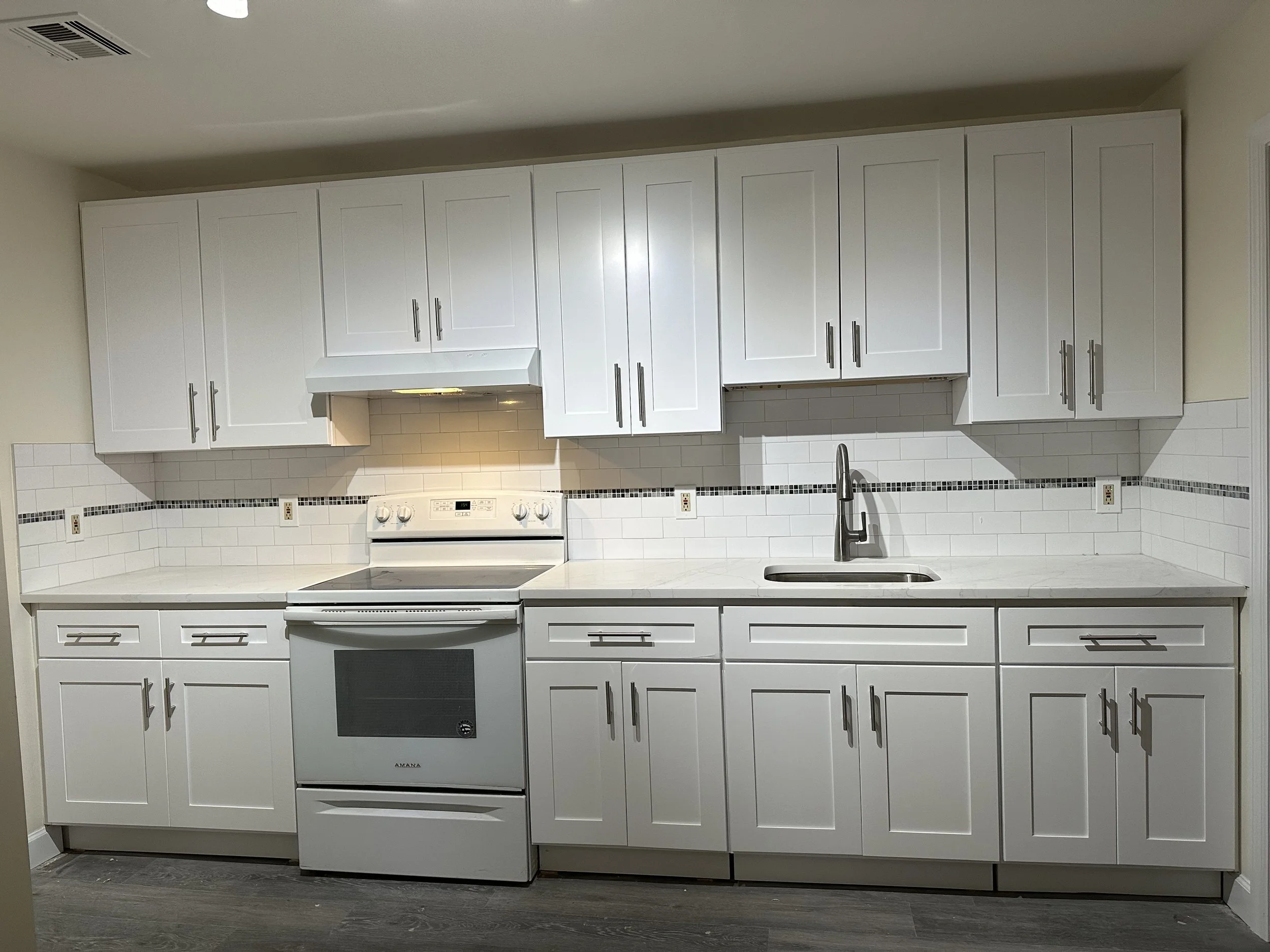 White Shaker Parriott Wood