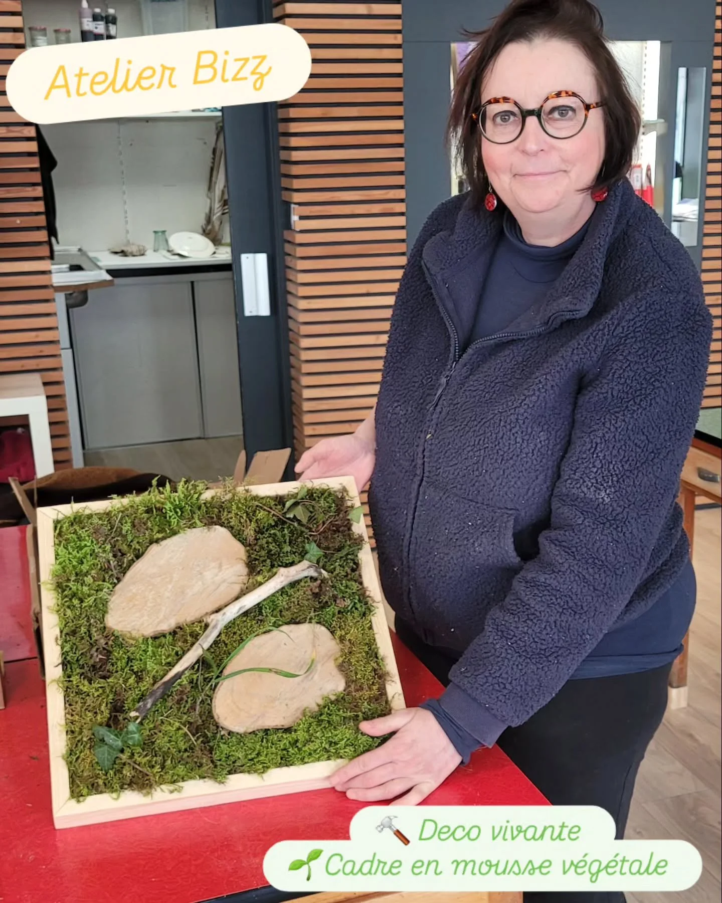 1er atelier Deco vivante : Cadre en mousse v&eacute;g&eacute;tale &agrave; l'Atelier Bizz 🥳 @les_zephemeres

Merci &agrave; Caroline (@nocarsky) d'avoir participer 🫶

On se retrouve bient&ocirc;t pour d'autres ateliers, sentez vous libre de parler 