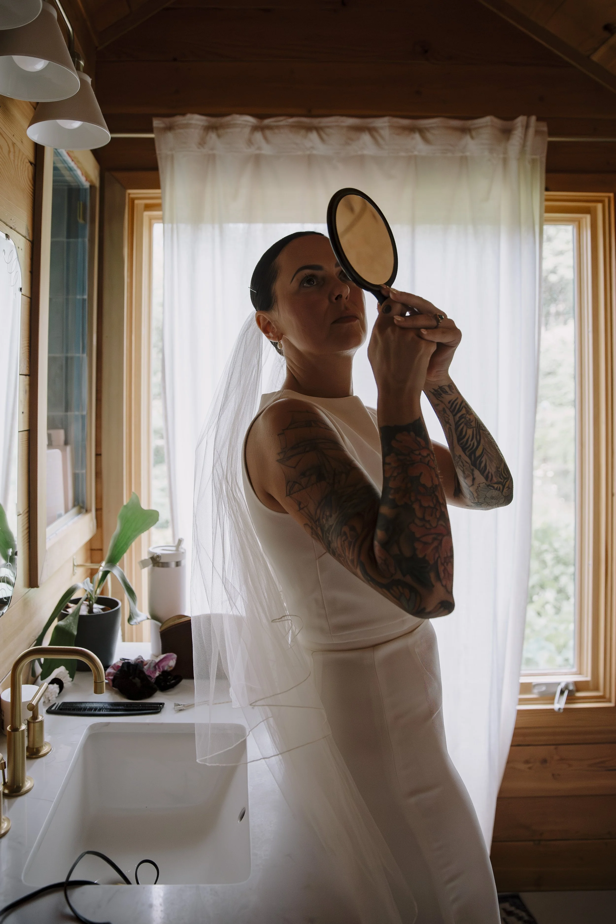 How to Get Ready on Your Wedding Morning (Without Losing the Day Before It Starts)