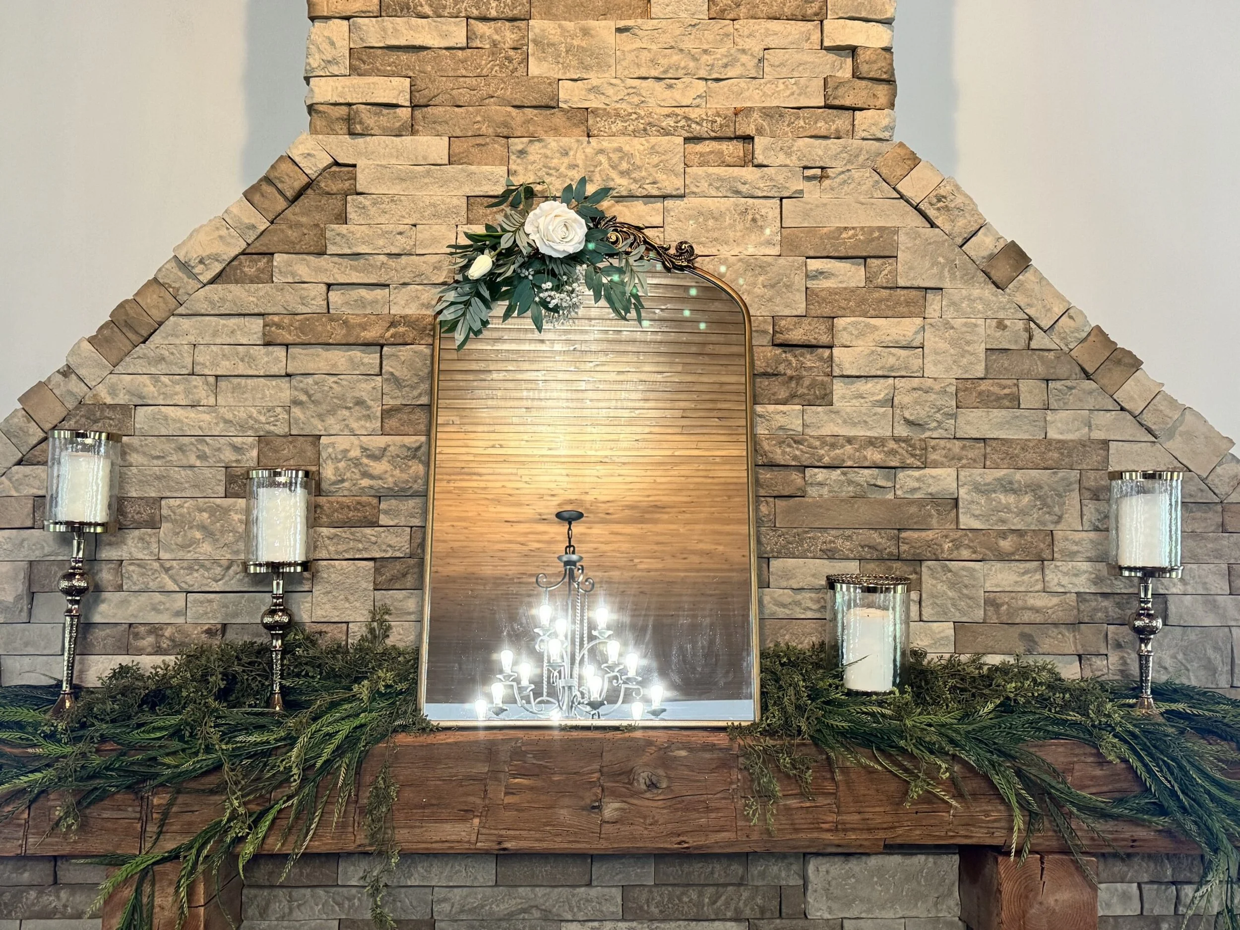 Gold Hurricane Candle Holders (Mixed Heights)