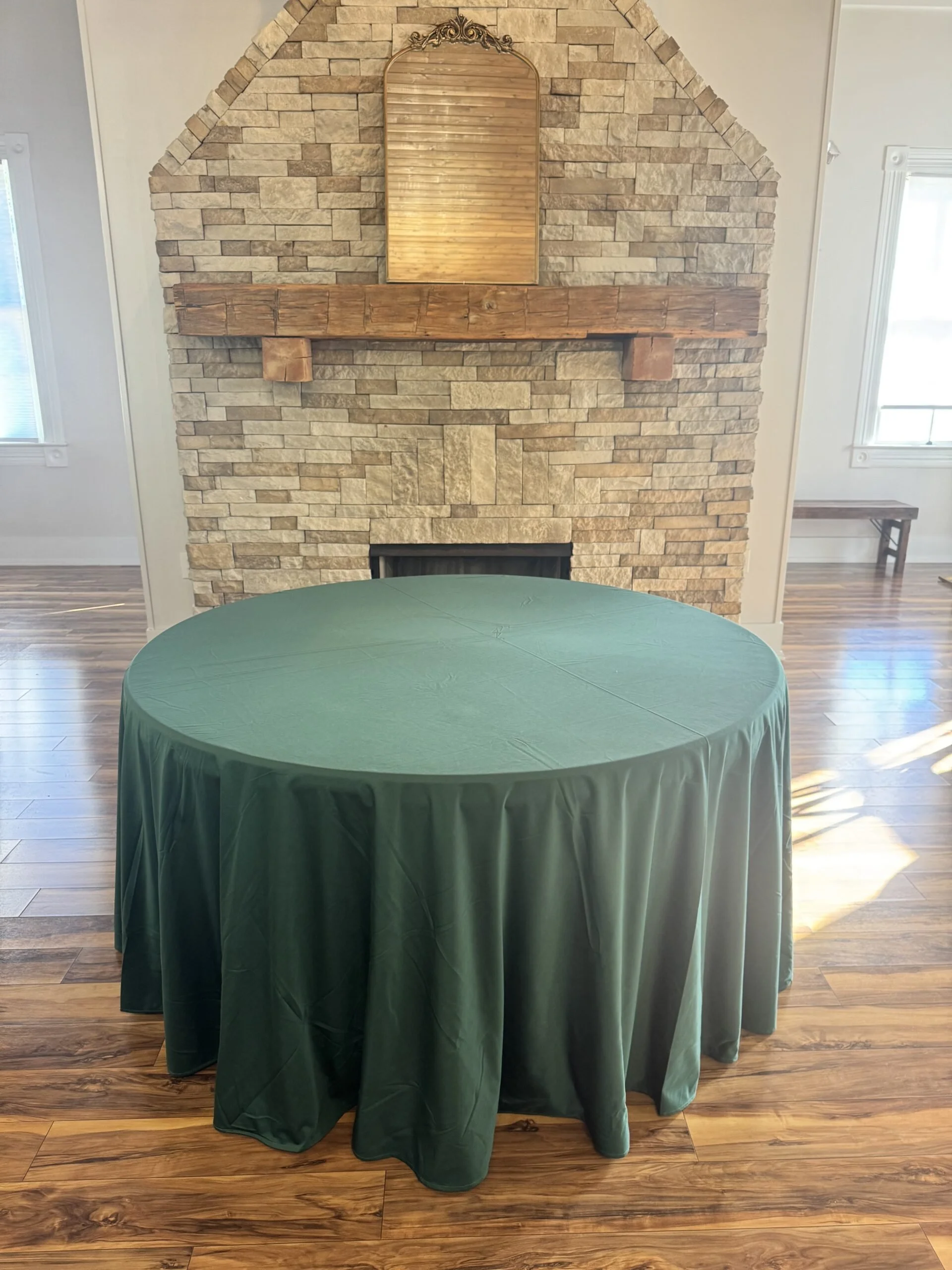 Emerald/Hunter Green Table Linen