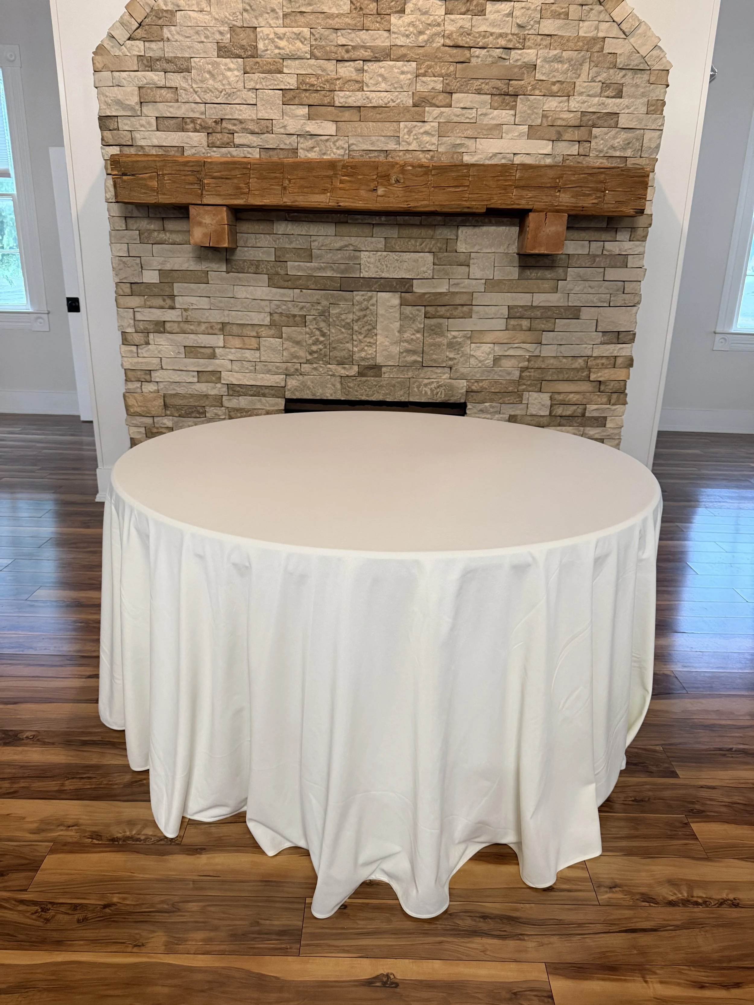 Ivory Floor-Length Table Linen