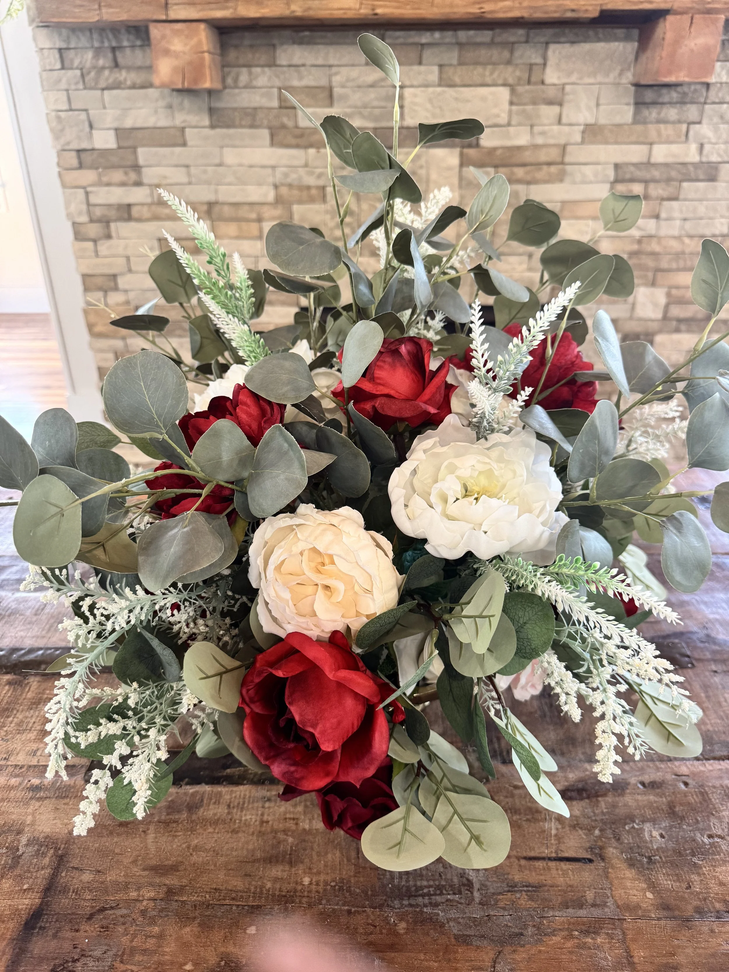 Romantic Red &amp; Ivory Floral Arrangement