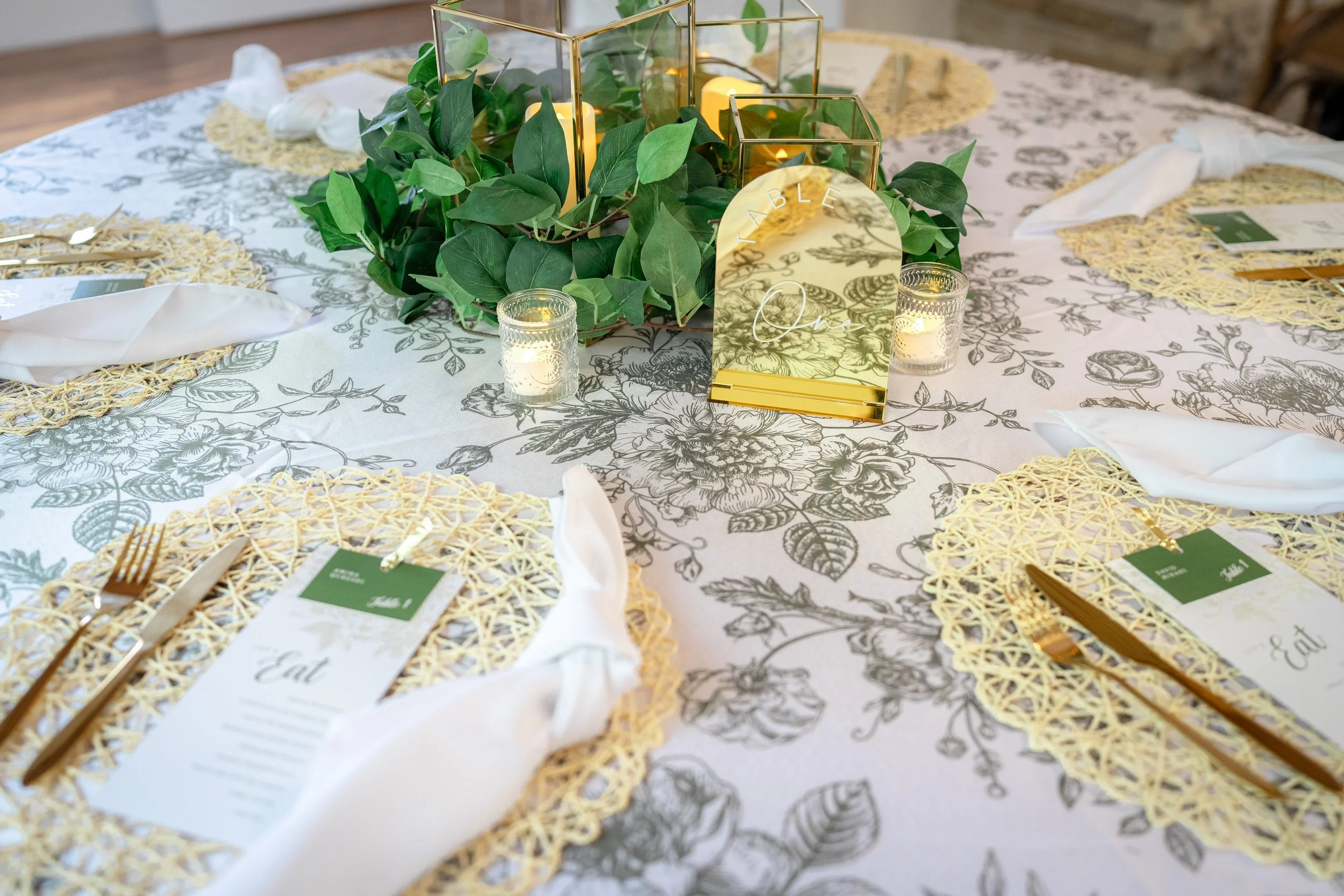 Small wedding reception with round tables and beautiful decor at St. Louis Micro Wedding Venue
