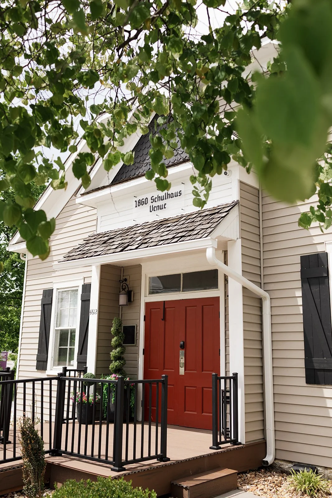 1860 Schulhaus Venue Specializing in Elopements and Micro Weddings