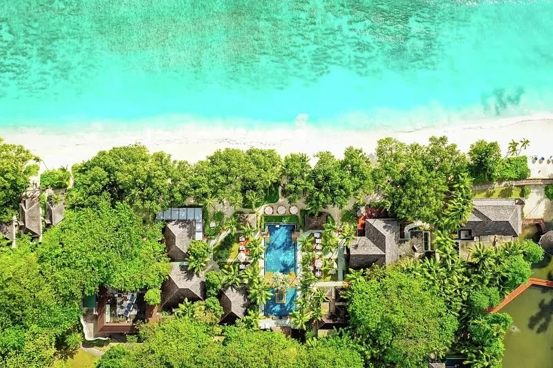 Each element is thoughtfully placed to complement the space it lives in. Not to overpower it but to honour it. 

Because true design doesn&rsquo;t impose. It responds. It respects. 

Hilton Seychelles Labriz Resort &amp; Spa 📍

#Tirantassociates #ar