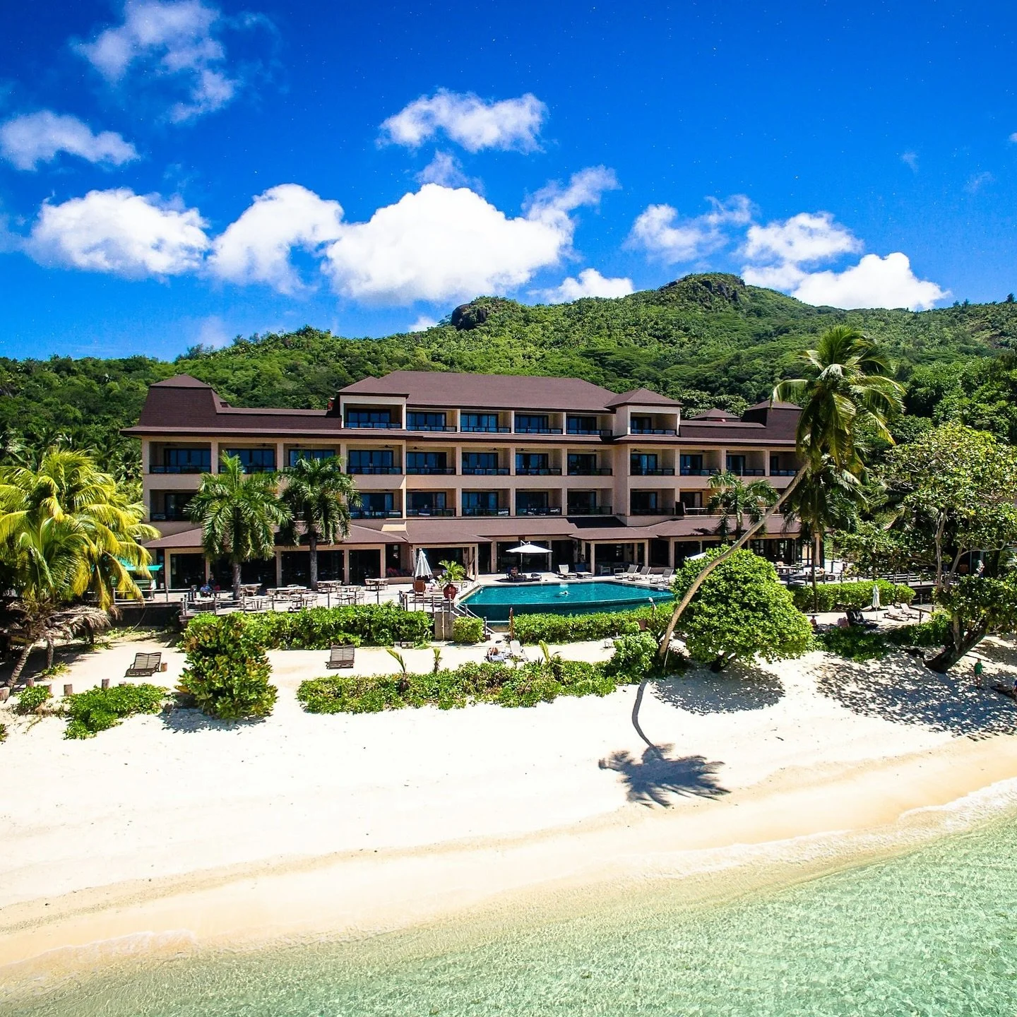 This coastal hideaway balances clean, modern lines with the organic beauty of its surroundings.

Designed for a timeless escape with rooms featuring private balconies that open up to sweeping ocean views. Every stay becomes a front-row seat to nature
