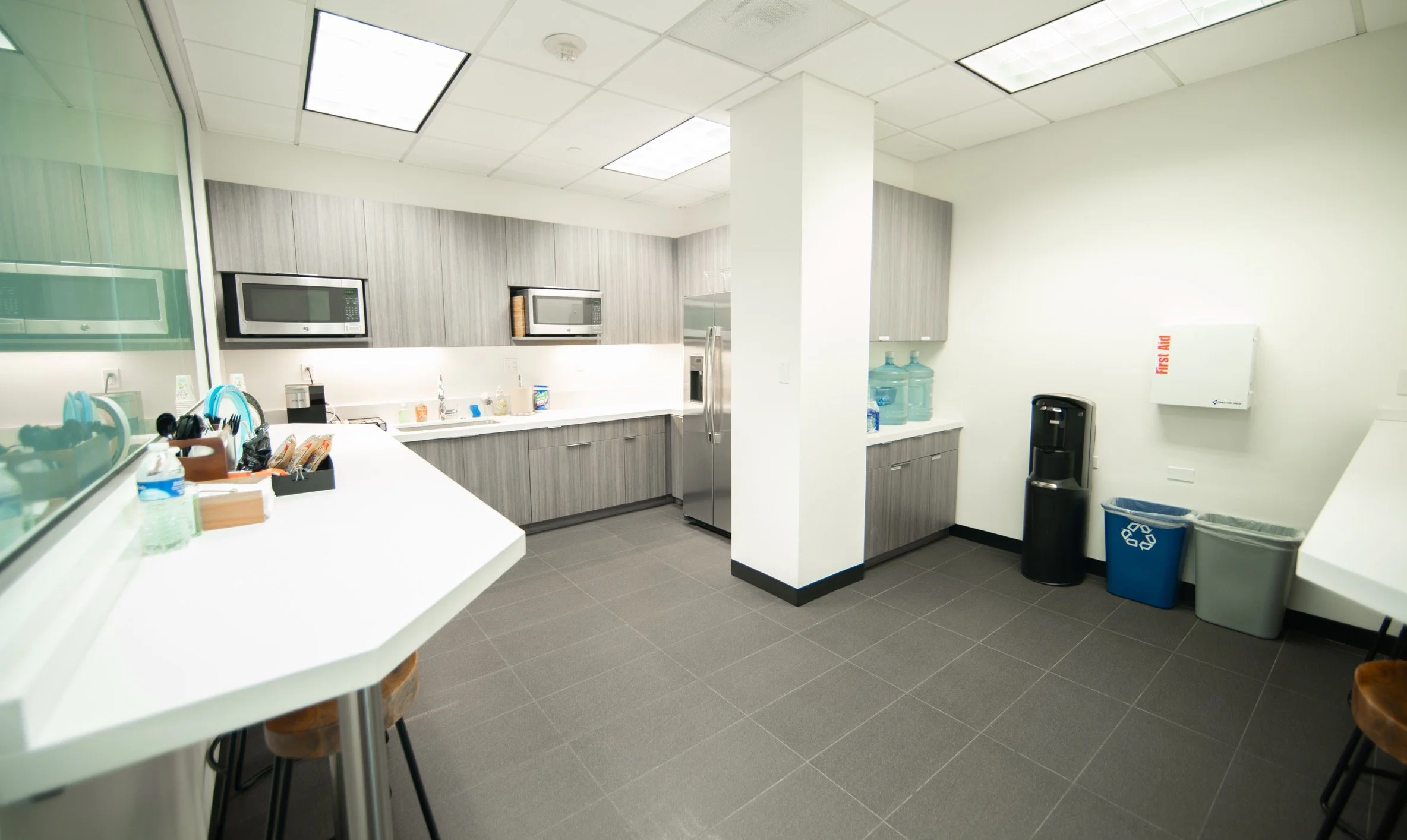 Roxann_El Toro_Office-15.jpg