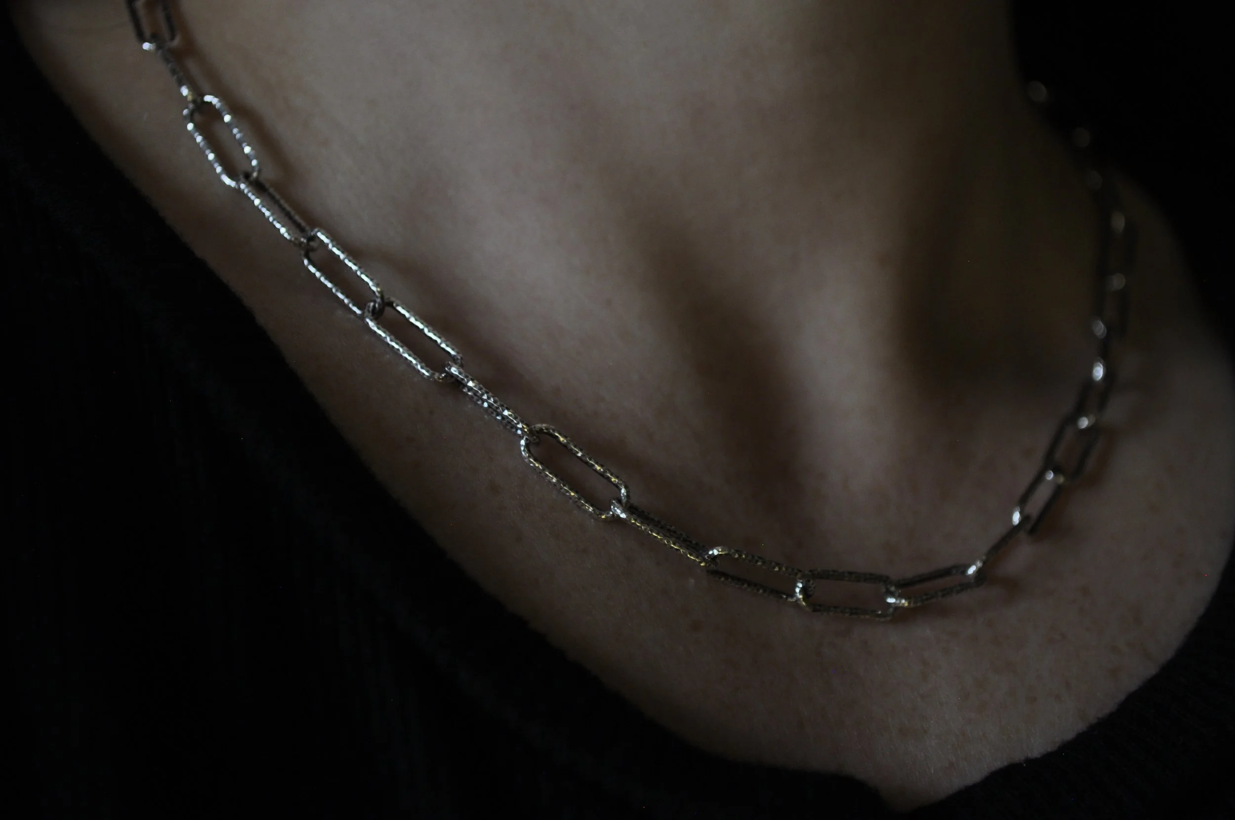 Sterling Silver Diamond-Cut Paperclip Chain Necklace | 18"