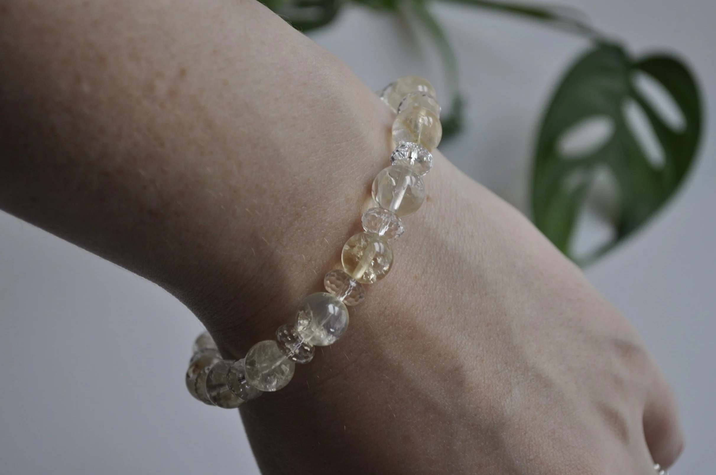 Citrine gemstone bracelet near me Tavistock, Citrine jewelry, Quartz jewelry, Quartz gemstone bracelet near me Tavistock, Crystals near me