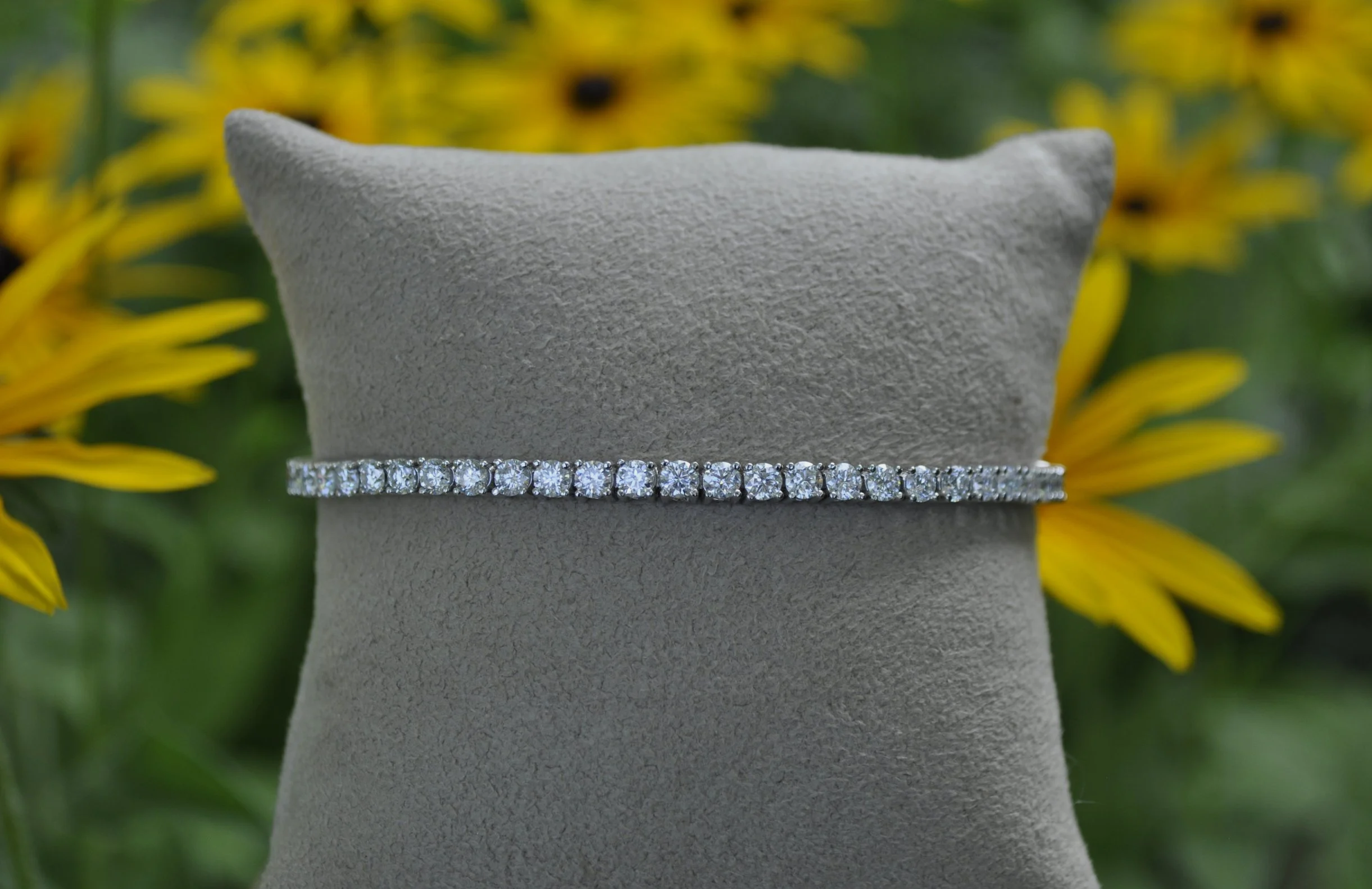 Round Prong-Set Moissanite Tennis Bracelet | Sterling Silver