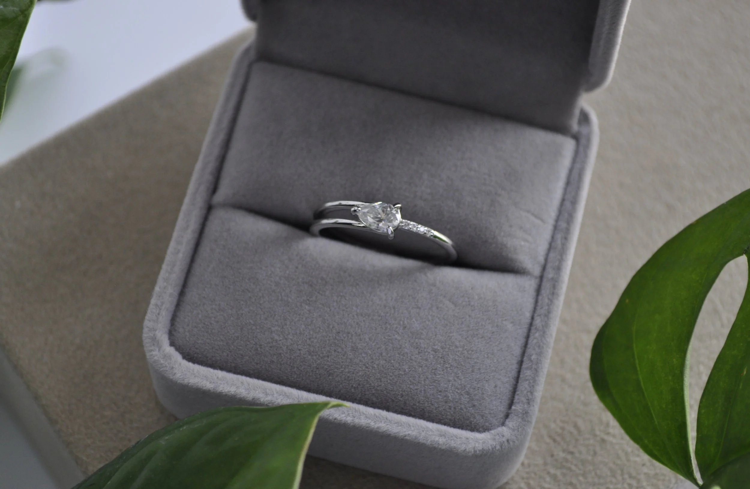 Moissanite Gemstone Rings