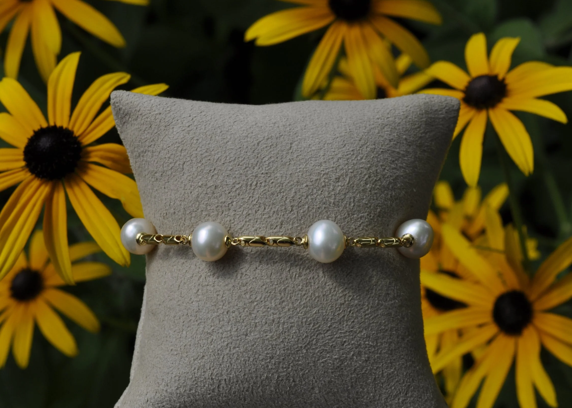 Freshwater Pearl Bracelet | Gold Plated, Sterling Silver