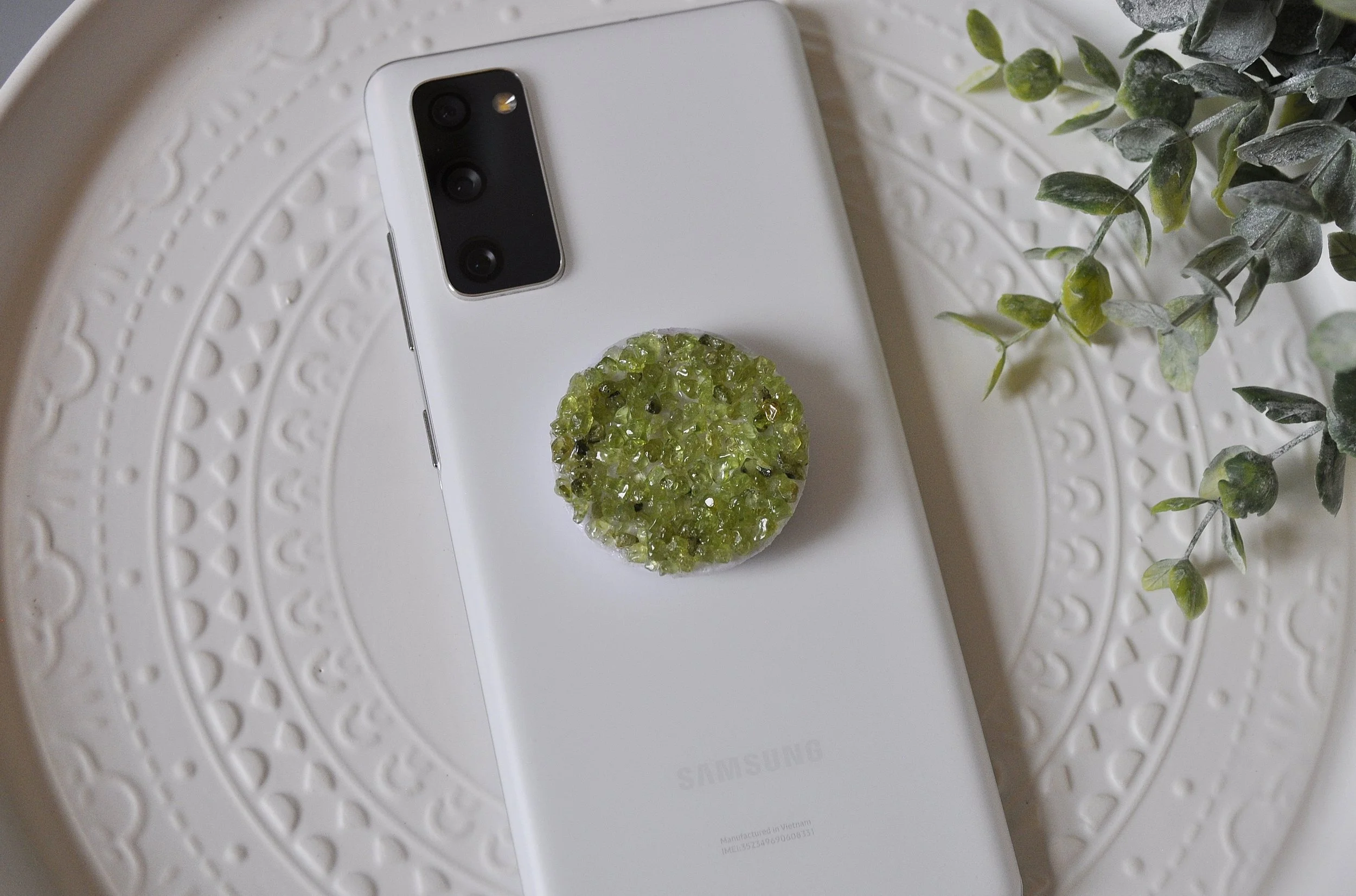 Peridot Cell Phone Pop Socket